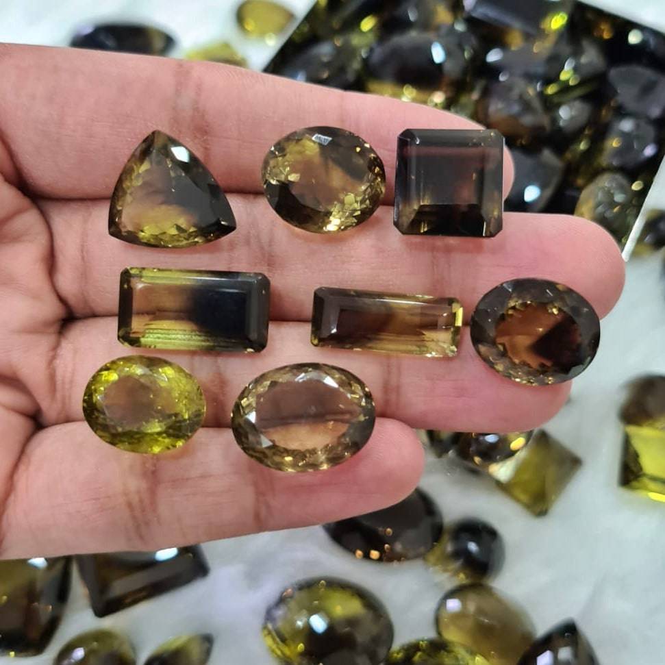 10 Pcs Bi Colour Quartz | Mix of Smokey and Yellow Quartz - The LabradoriteKing