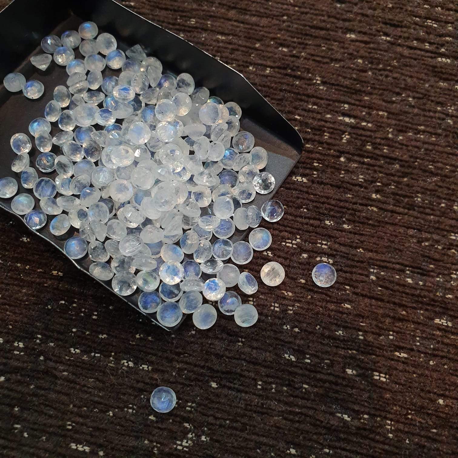 12 Pcs Moonstone 6mm Round Lot Untreated Faceted - The LabradoriteKing