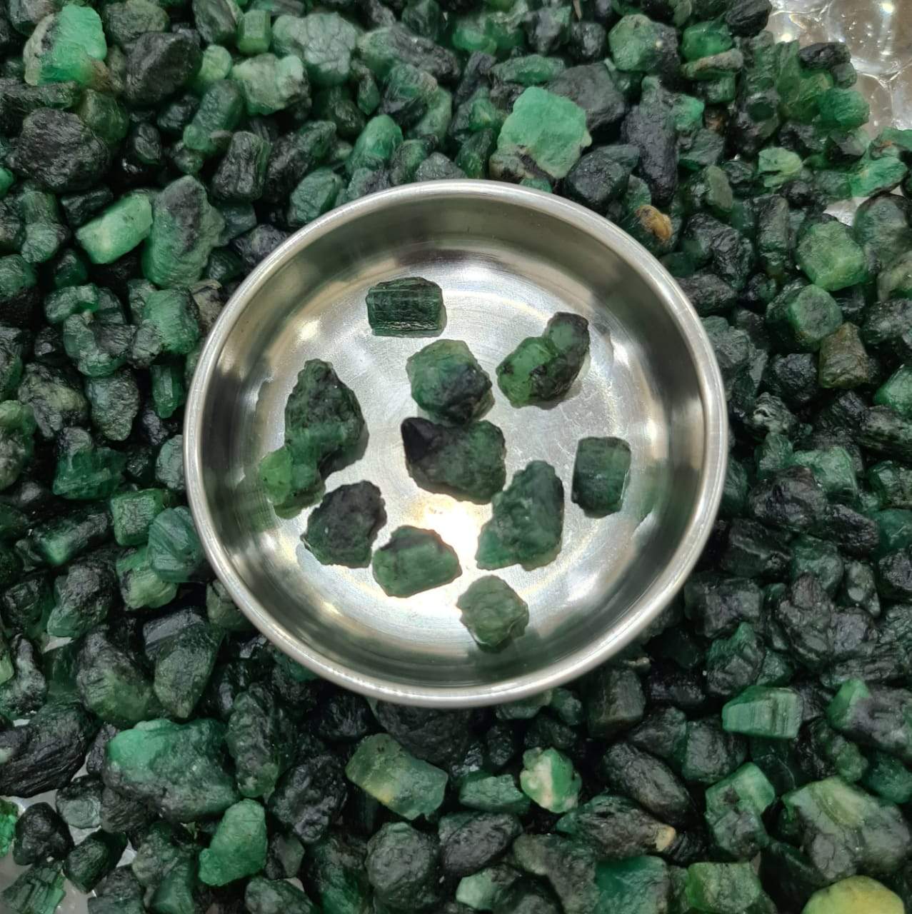 12 Pcs Zambian Emerald Raw Crystal rough | Untreated 10-18mm - The LabradoriteKing