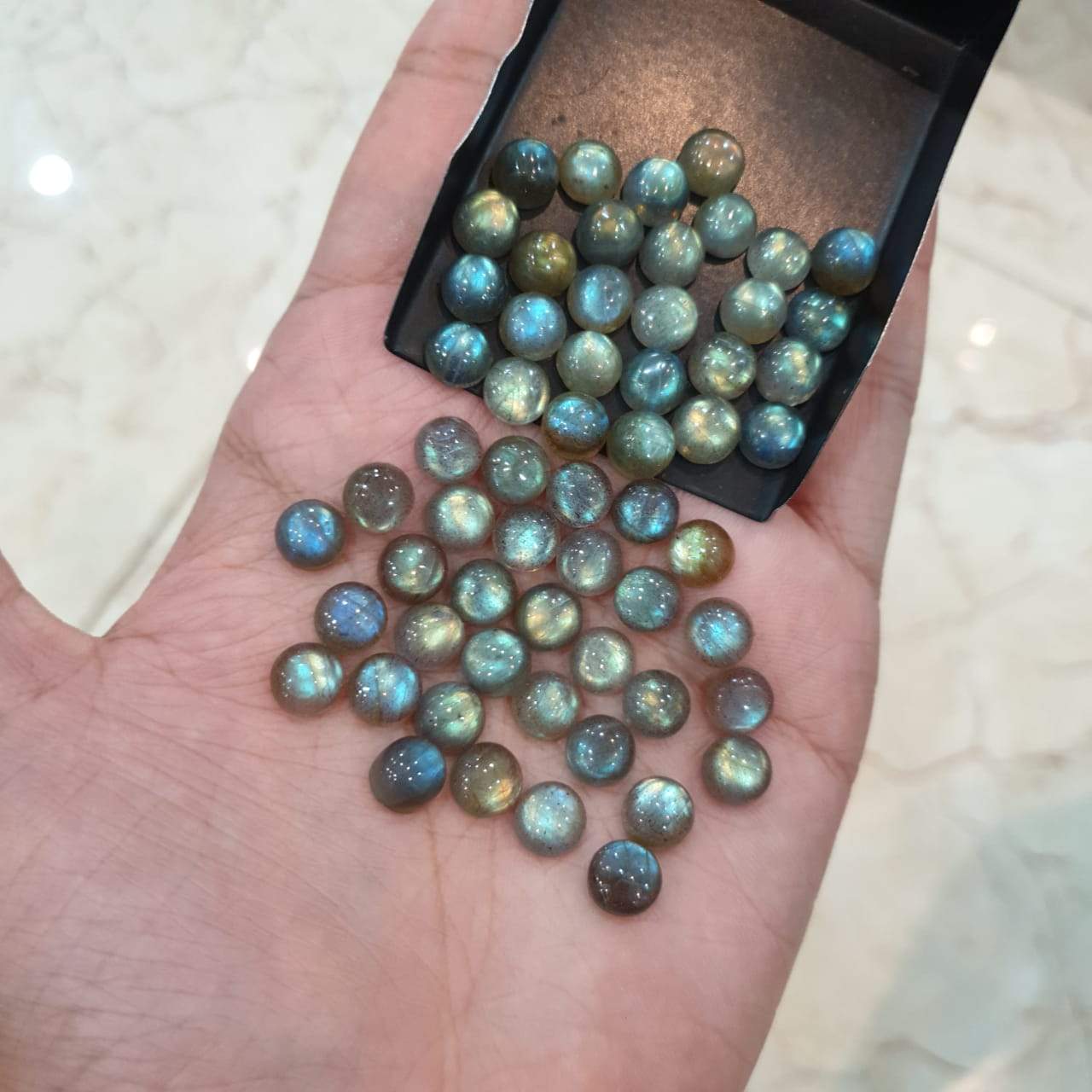 20 Pcs Labradorite Round Cabochon | 7mm Calibrated Size - The LabradoriteKing