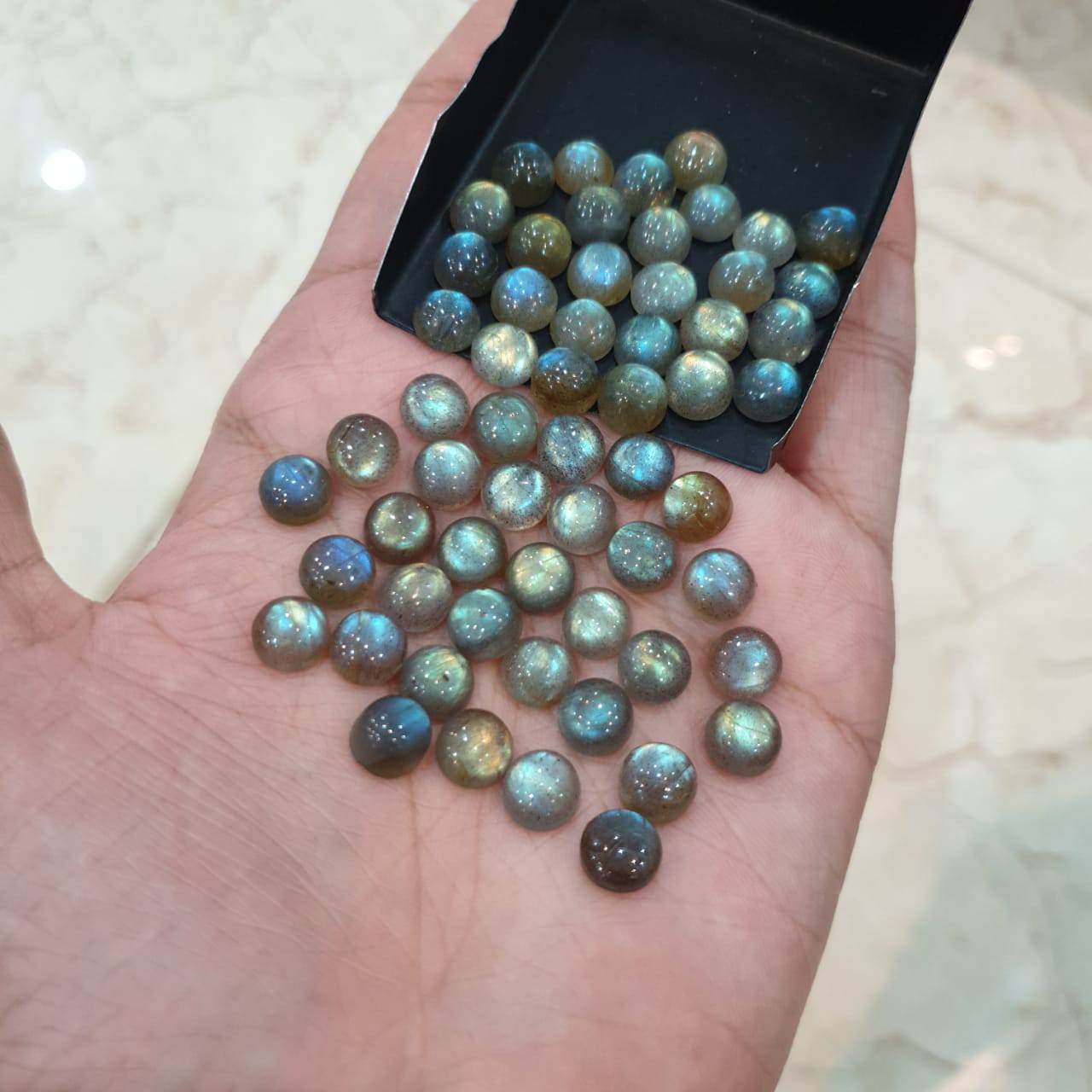 20 Pcs Labradorite Round Cabochon | 7mm Calibrated Size - The LabradoriteKing