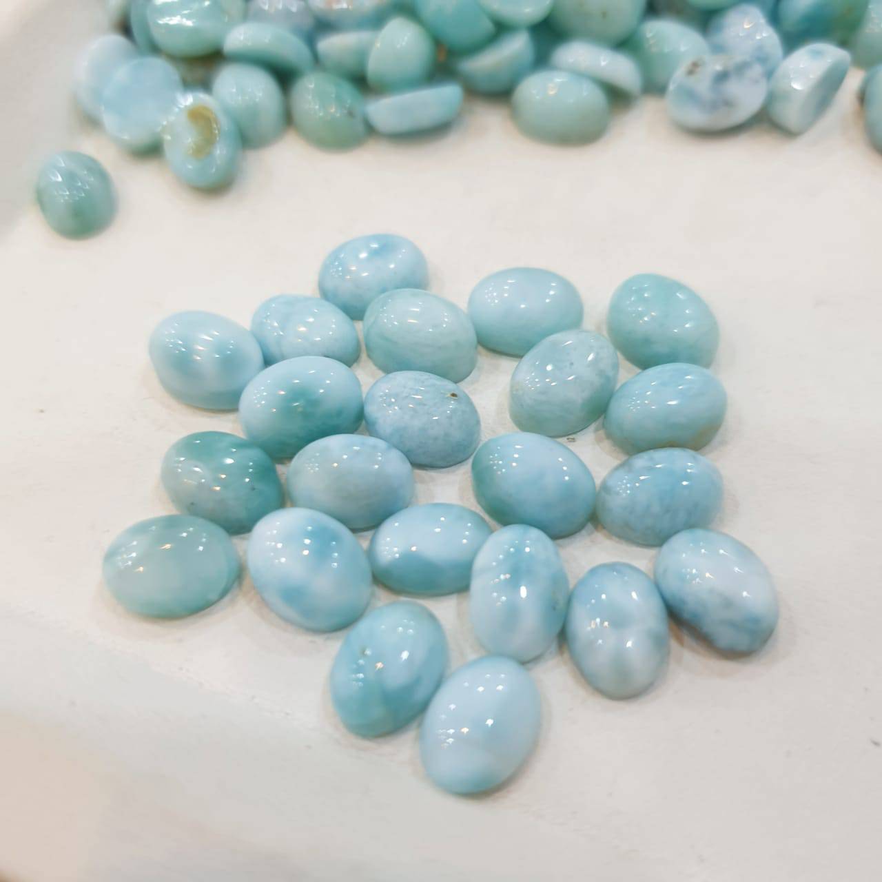 20 Pcs Larimar Cabochons | 8x6mm Oval  Calibrated Natural Cabs - The LabradoriteKing