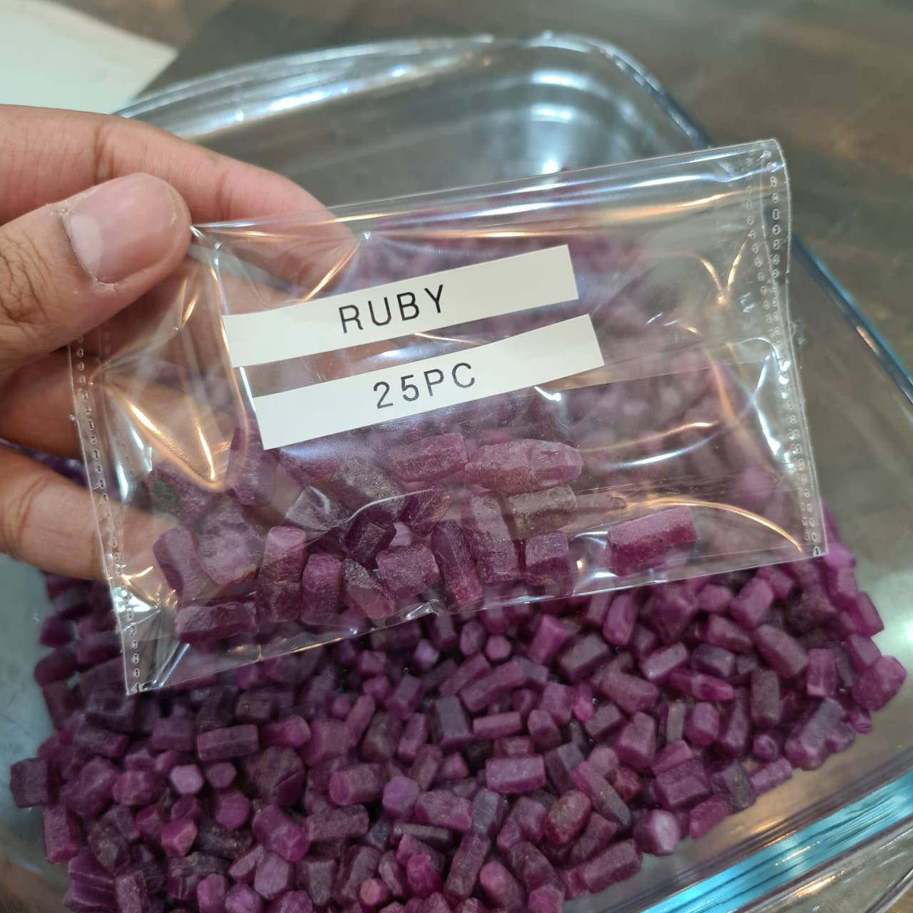 20 Pcs Natural Ruby Big size Mineral | Untreated 10-16mm - The LabradoriteKing