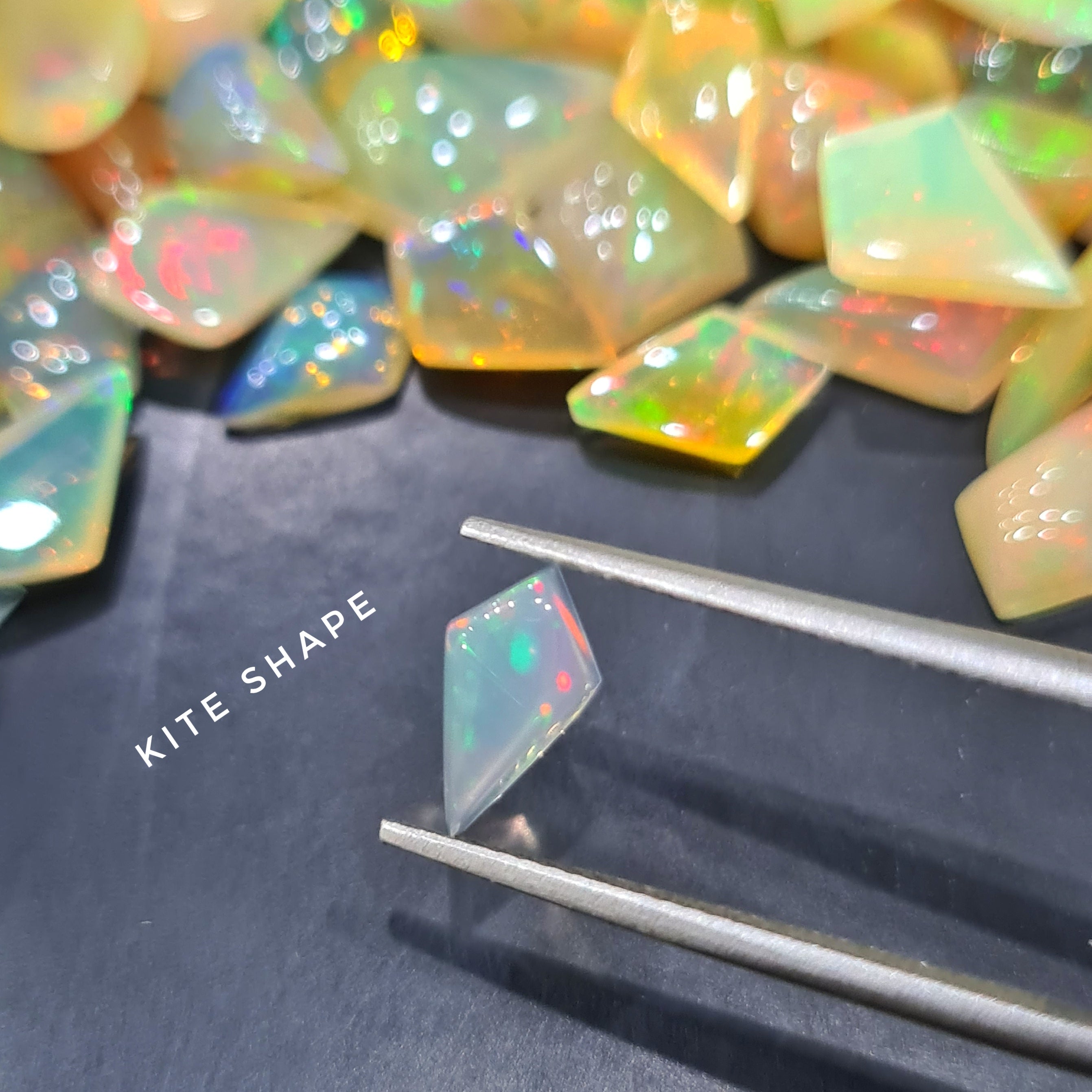 5 Pcs of Natural Kite Ethiopian Opal Cabochon 9-10mm - The LabradoriteKing