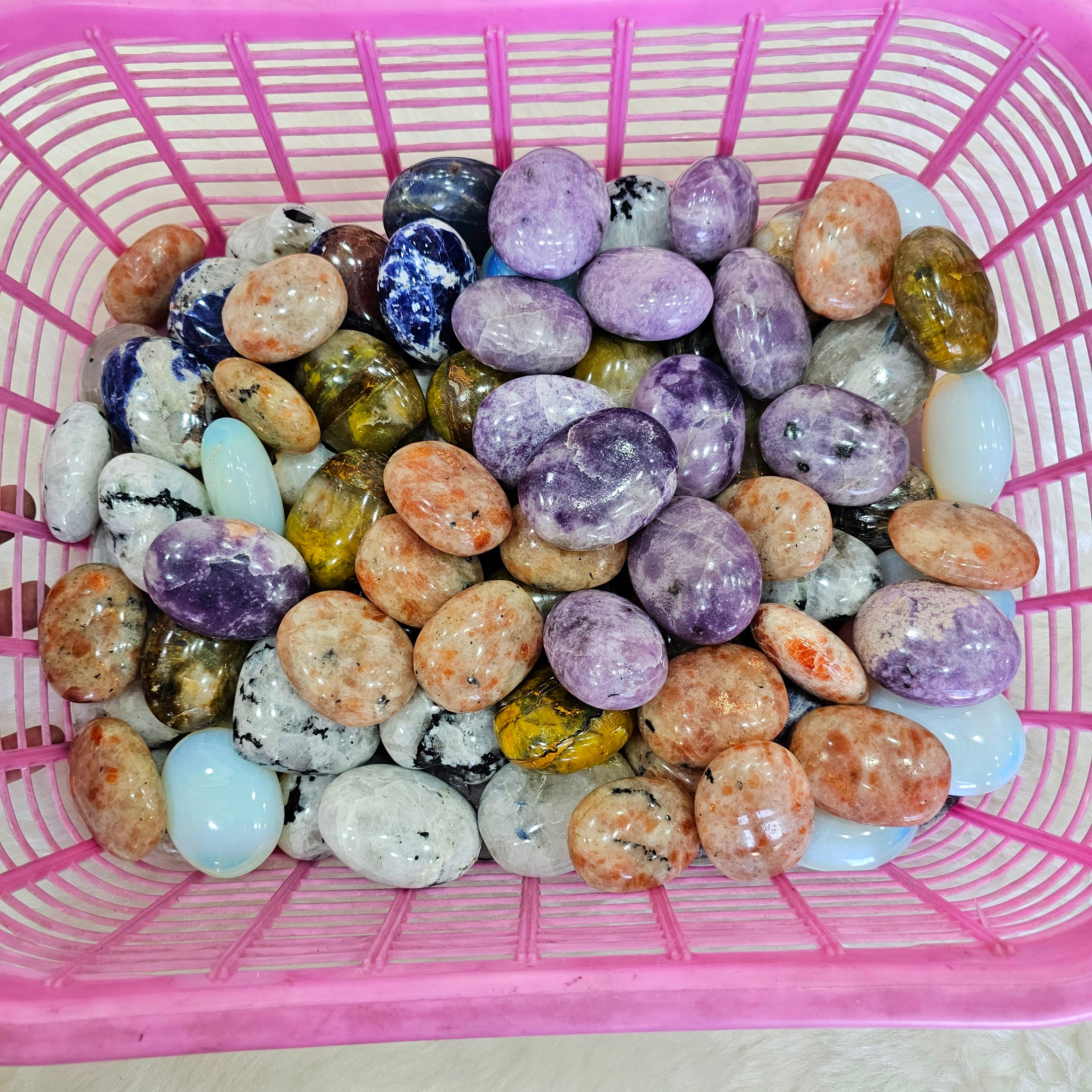 Crystal smooth pebbles | 9 Gems - The LabradoriteKing