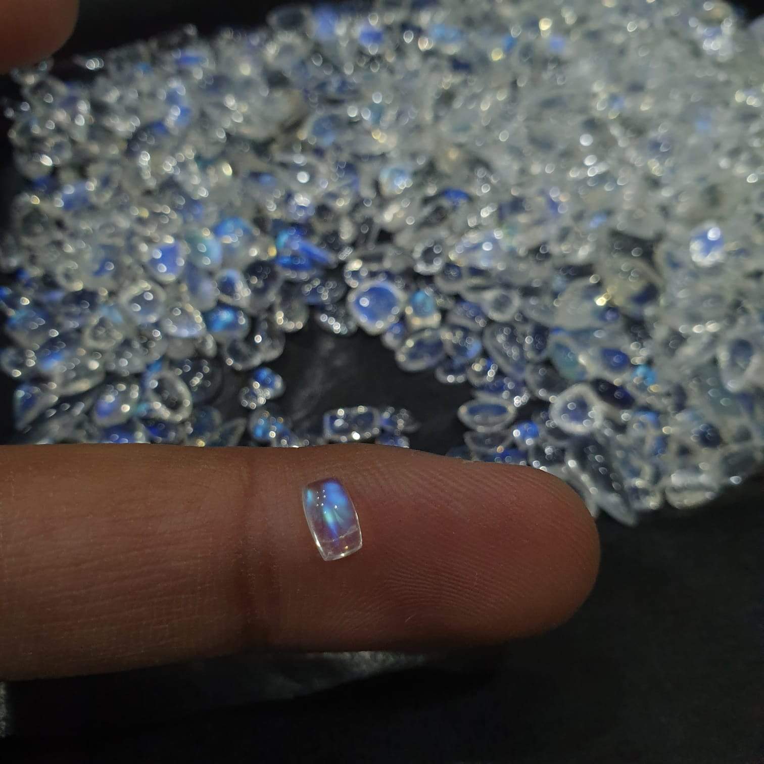 25pcs Moonstone 5-8mm Mix shapes Amazing Quality - The LabradoriteKing