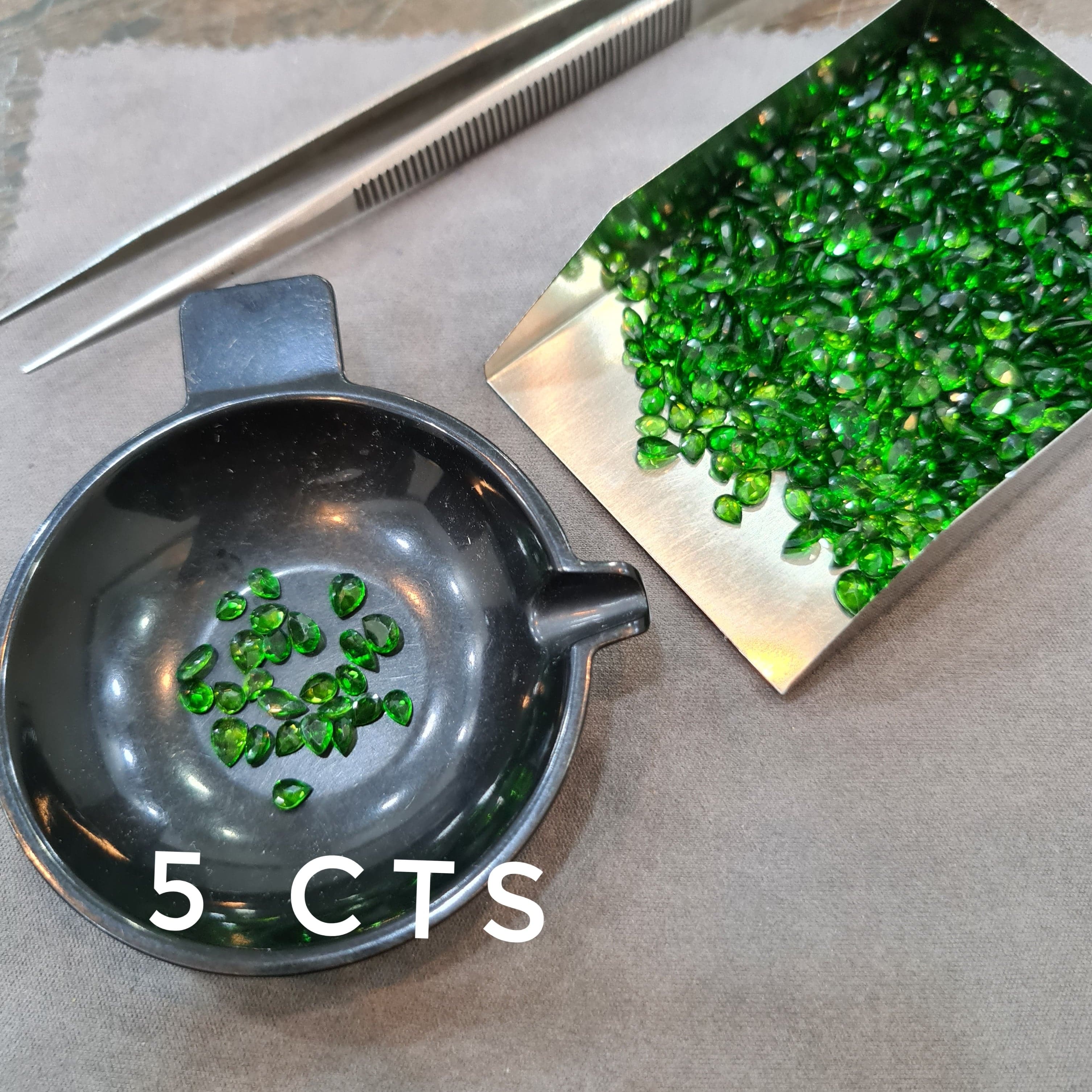5 Cts of Chrome Diopside Flawless | Pear Shapes 3-5mm - The LabradoriteKing
