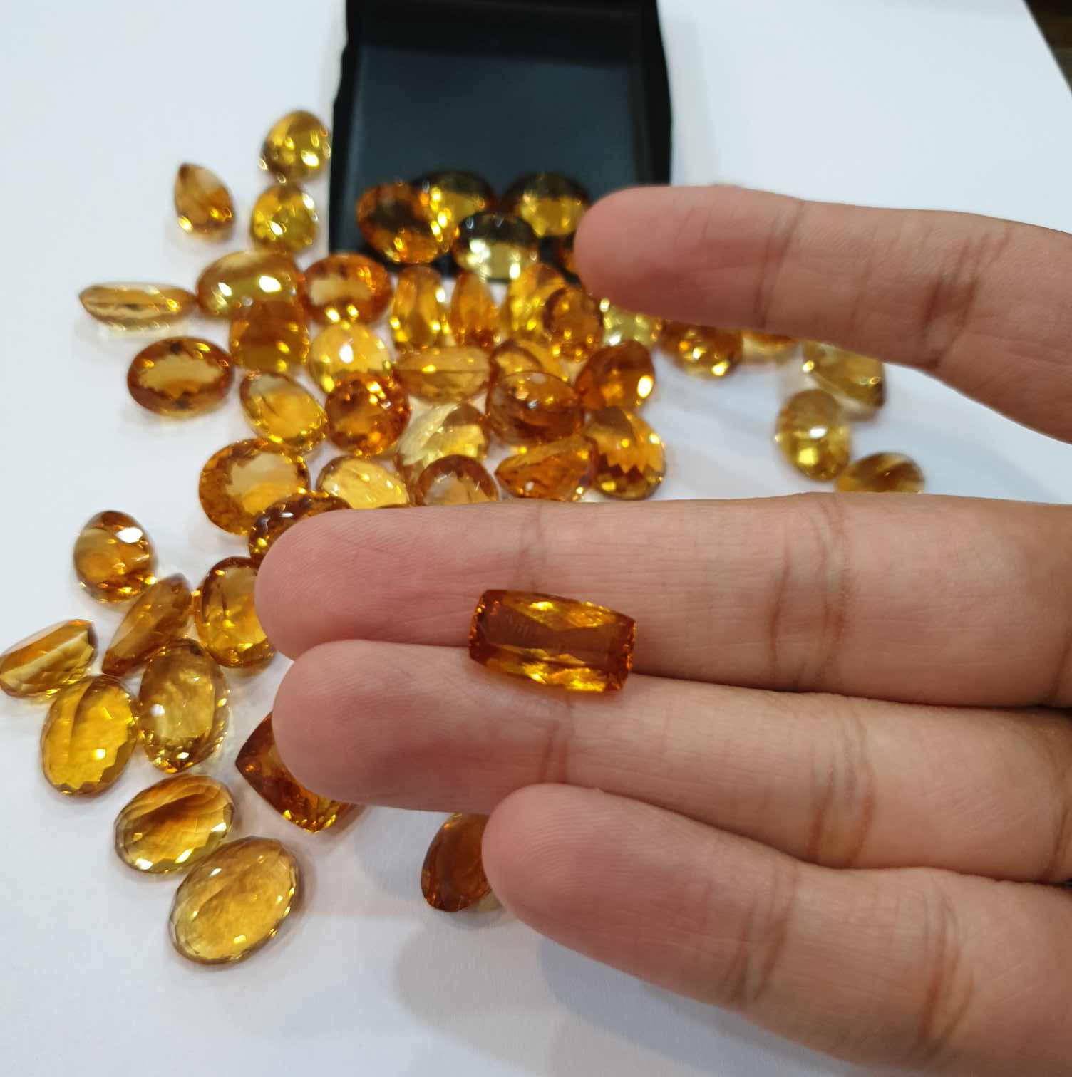 5 Pcs Natural Golden Citrines Gemstones | Flawless Top Quality Grade - The LabradoriteKing