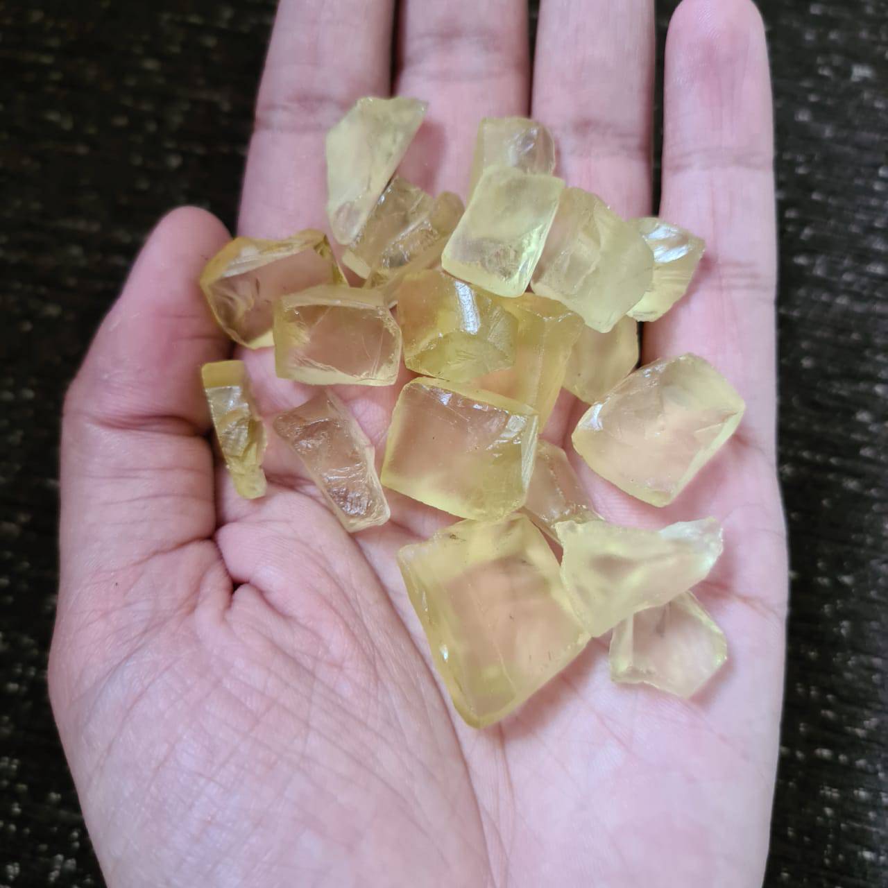 50 Grams of Yellow Quarrz Rough | 20-40mm Brazil Mined | Approx 15-20pcs - The LabradoriteKing