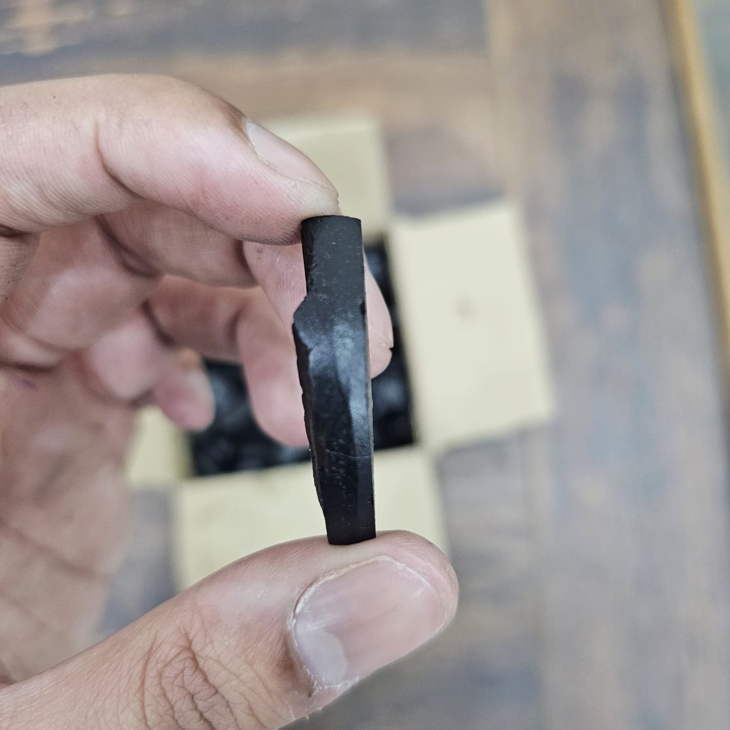 1 KG Natural Black Tourmaline Flat Backs | 100-120pcs - The LabradoriteKing