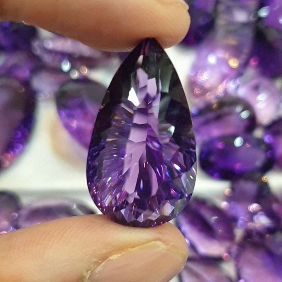 2 Pcs Of Laser Cut Amethyst Gemstones | Randomly picked 20-30mm - The LabradoriteKing