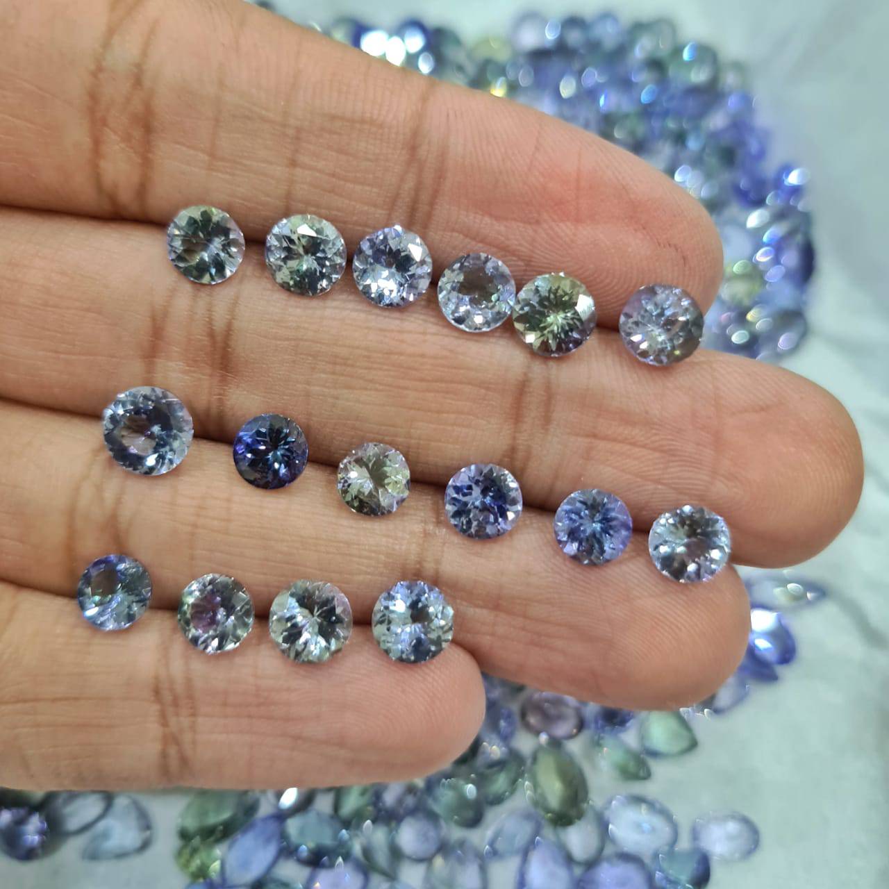 Bi Color Chameleon Tanzanite | Ovals 6mm size | Unheated Tourmalines - The LabradoriteKing