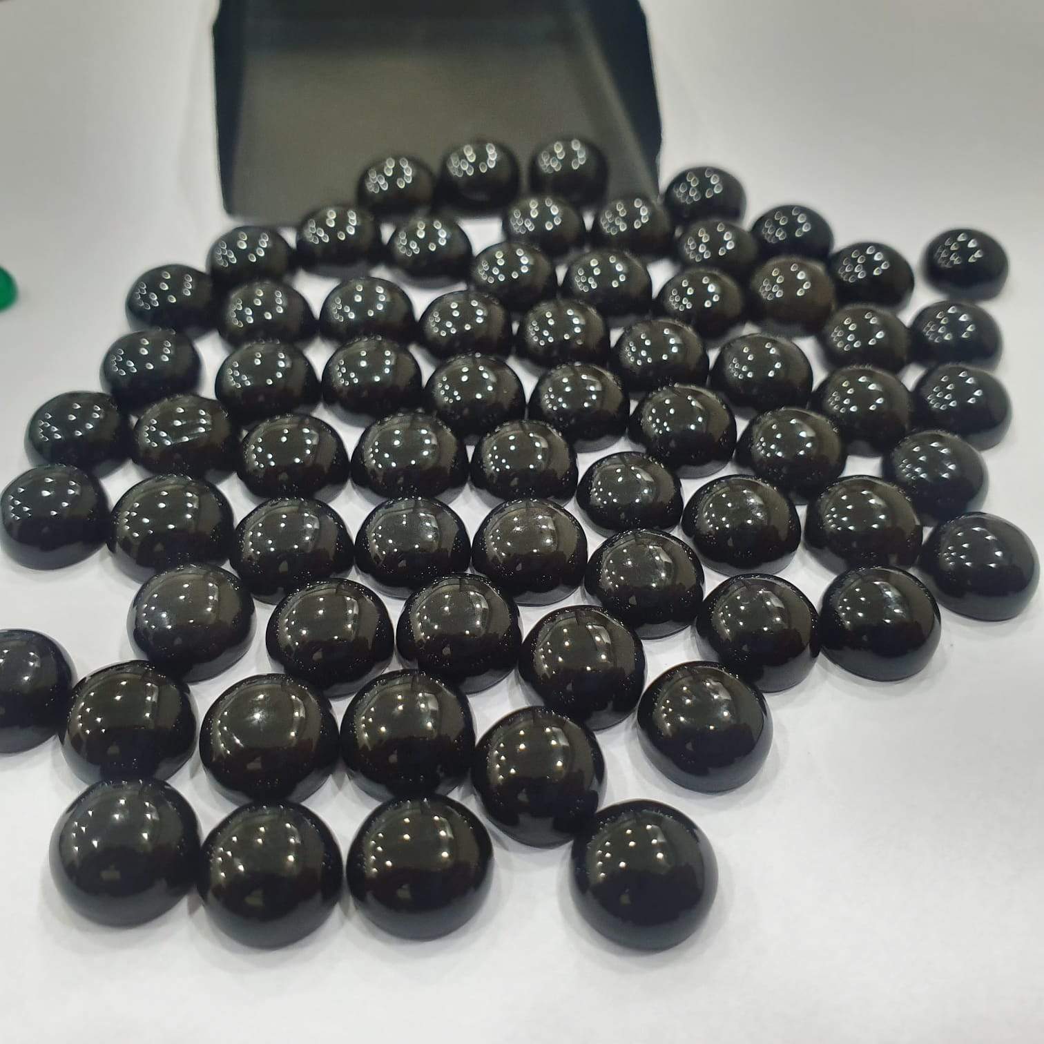 Black Onyx Cabochons 30pcs Lot 10mm Flat Back - The LabradoriteKing