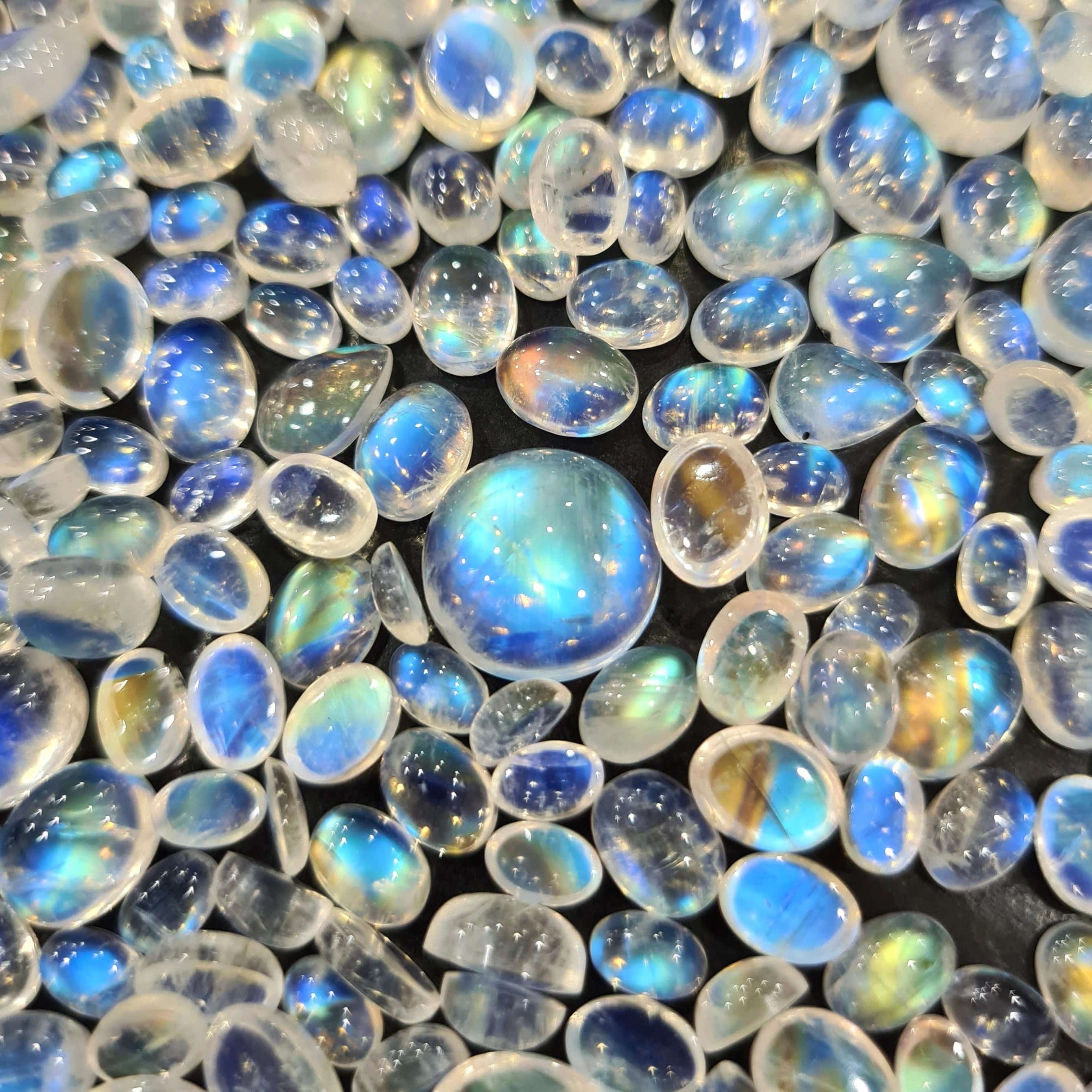 Fine Quality Moonstone Lot of 12pcs Ovals - The LabradoriteKing