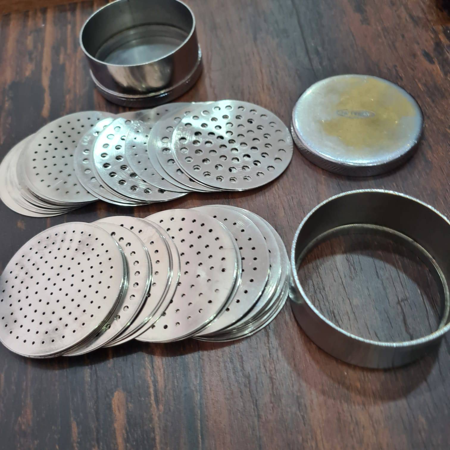 Gemstone Sieving Set | Sort 0.80mm to 5mm sizes - The LabradoriteKing