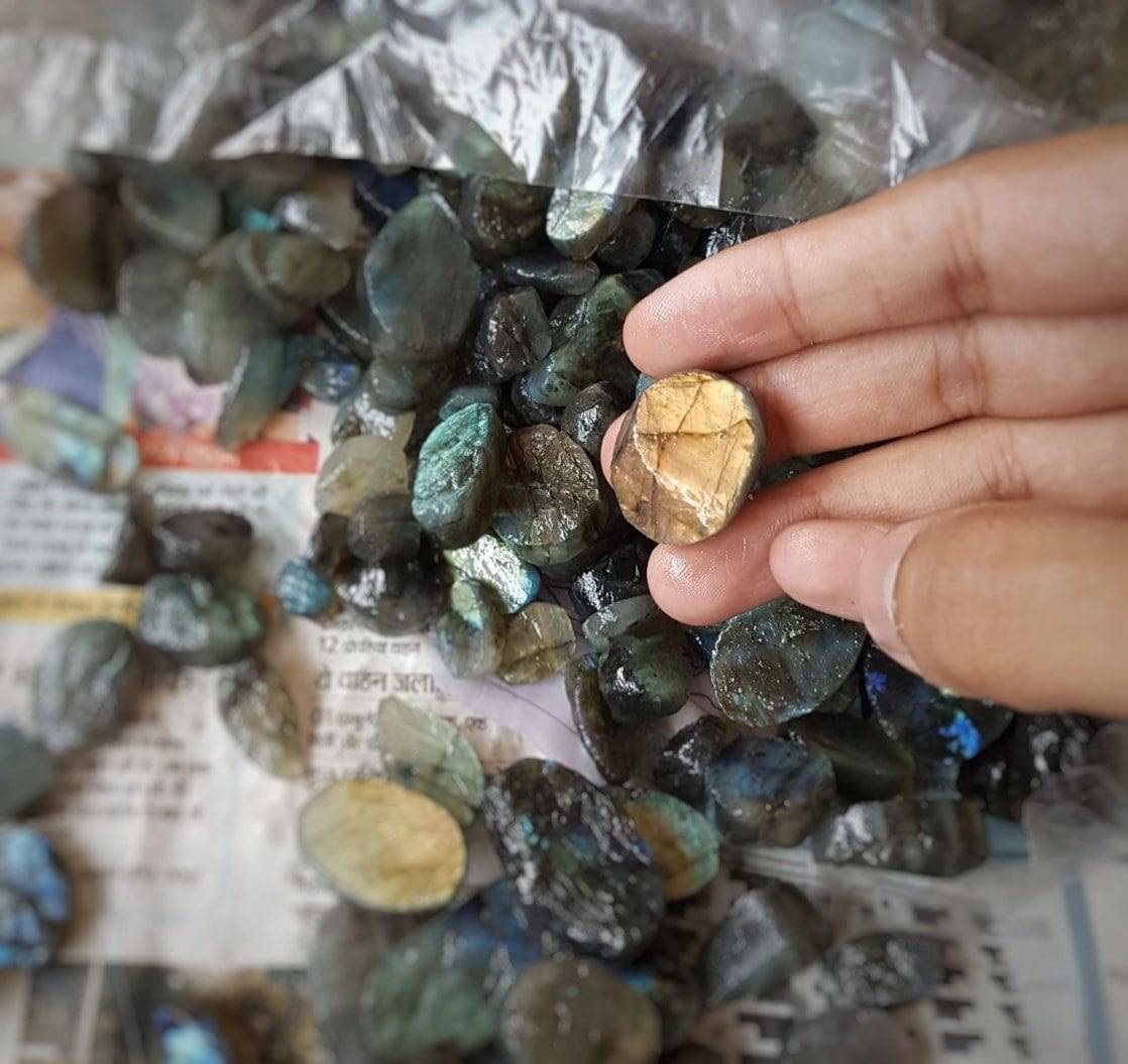 Raw Labradorite Lot of 10pcs FLAT BACKS. Random pick - The LabradoriteKing