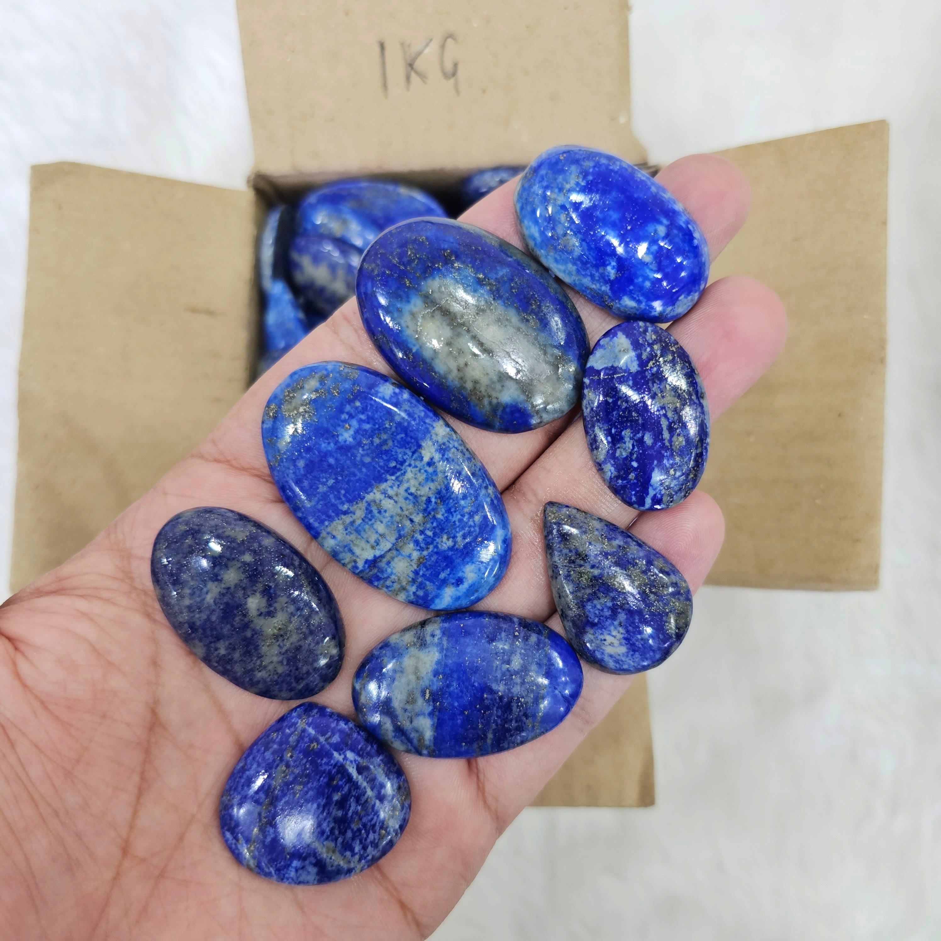 1KG of Natural Lapis Lazuli Cabochons | 1 Inches to 4 Inches - The LabradoriteKing