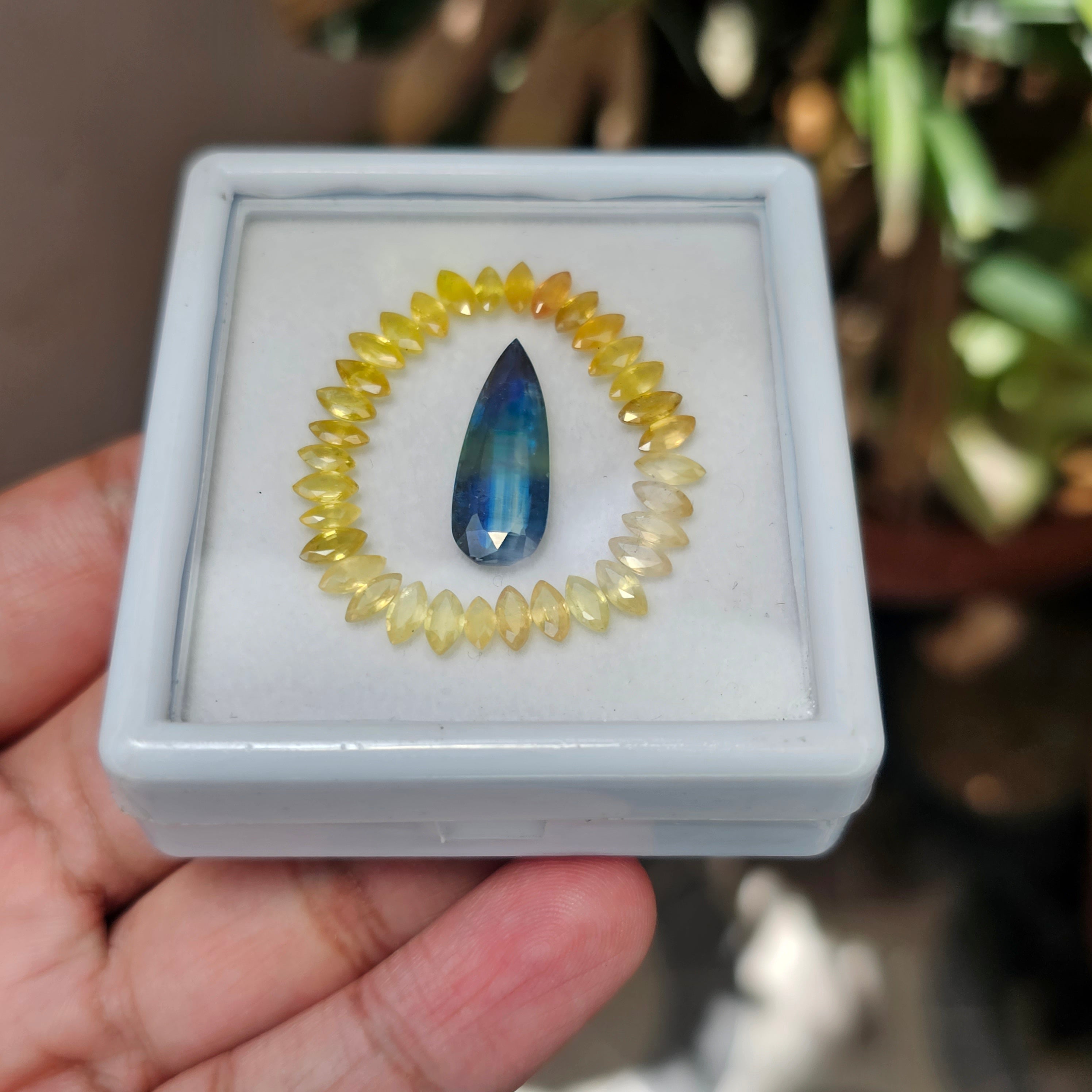 34 Pieces Natural kynite And Yellow Sapphire Faceted Gemstone Marquise Shape Size: 6-24mm - The LabradoriteKing