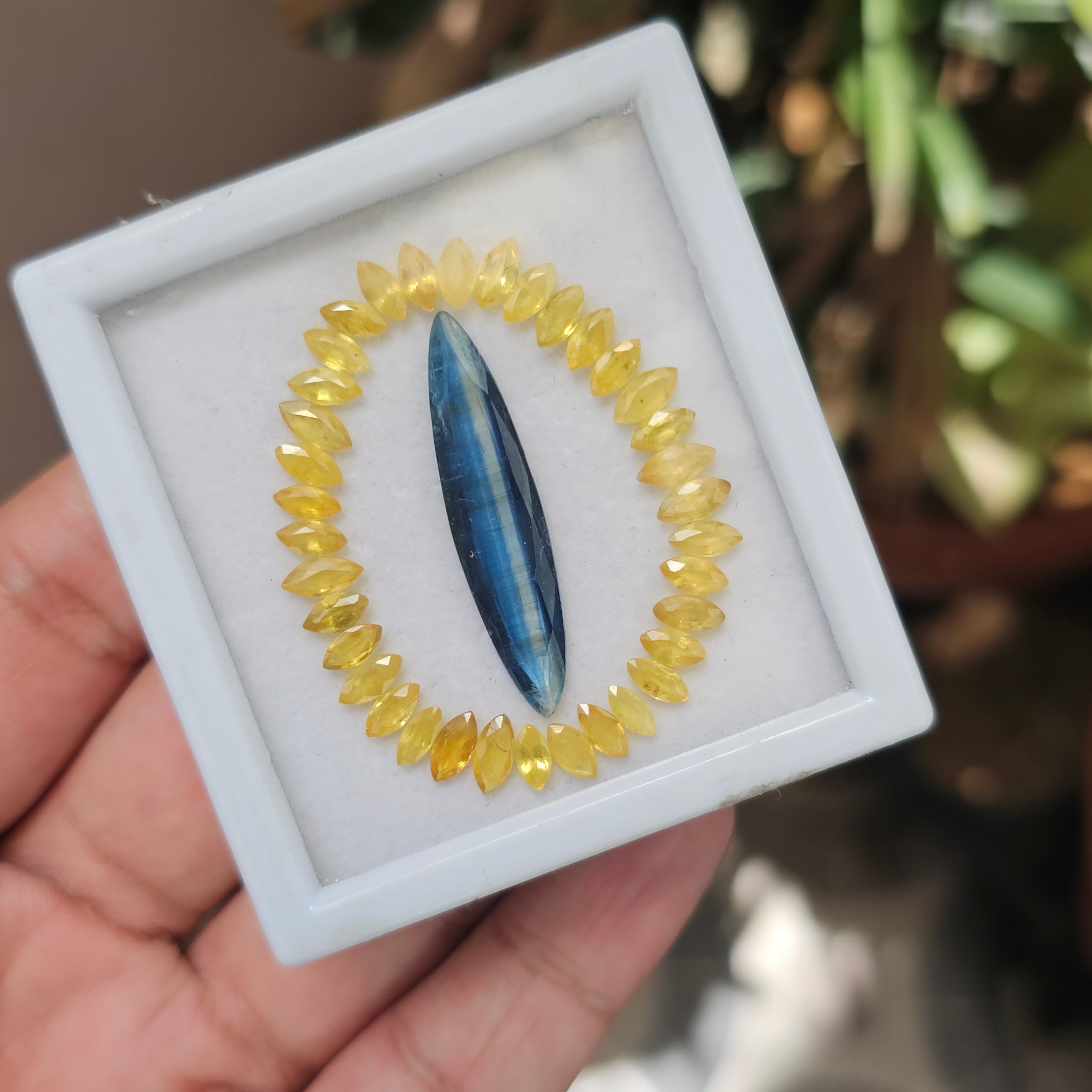 37 Pieces Natural kynite And Yellow Sapphire Faceted Gemstone Marquise Shape Size: 6-37mm - The LabradoriteKing