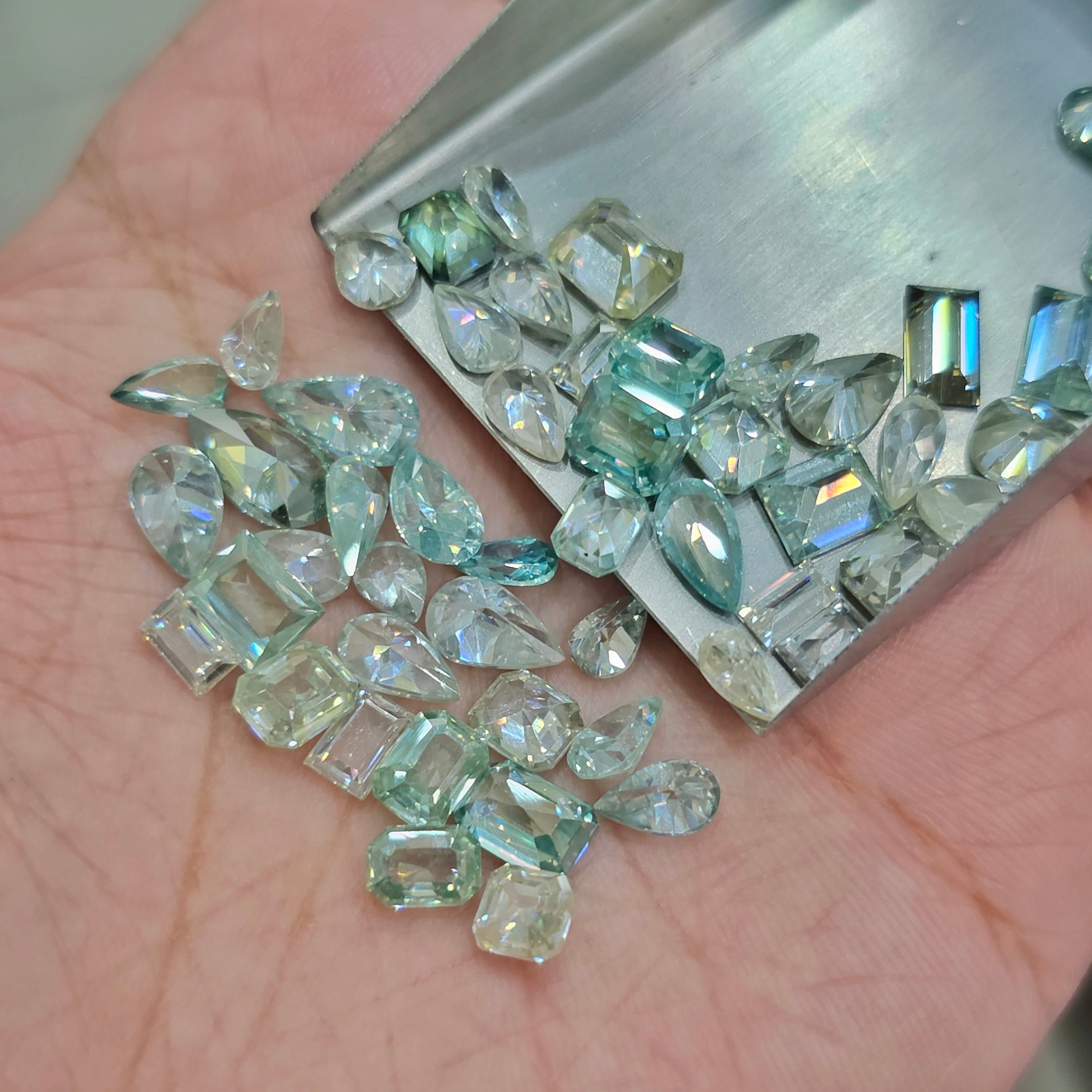 5 Pcs of Moissanites Pastel Colours | 7-9mm | Mix Shapes in VVS - The LabradoriteKing