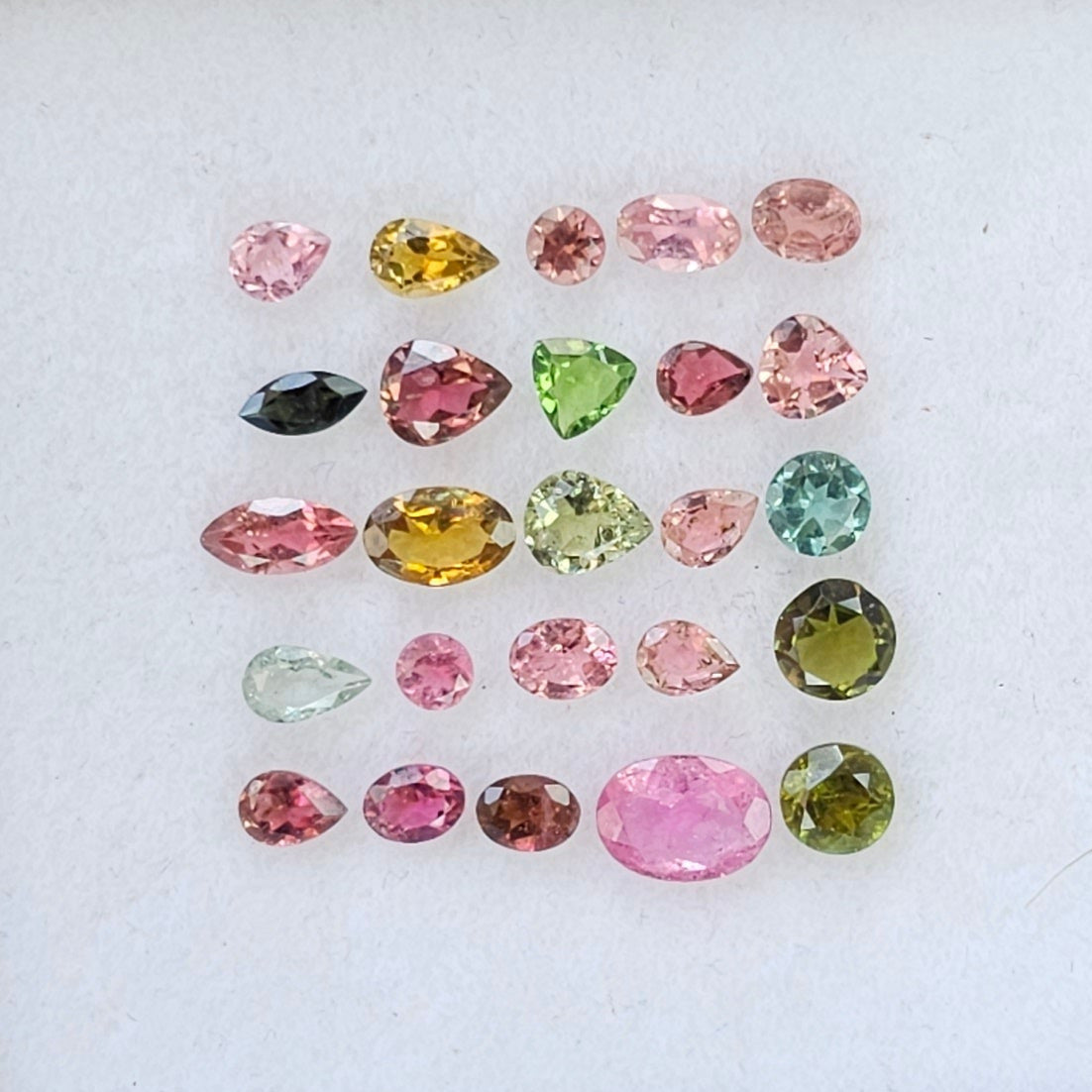 25 Pcs Natural Tourmaline Faceted Gemstone Mix Shape | 3-7mm - The LabradoriteKing