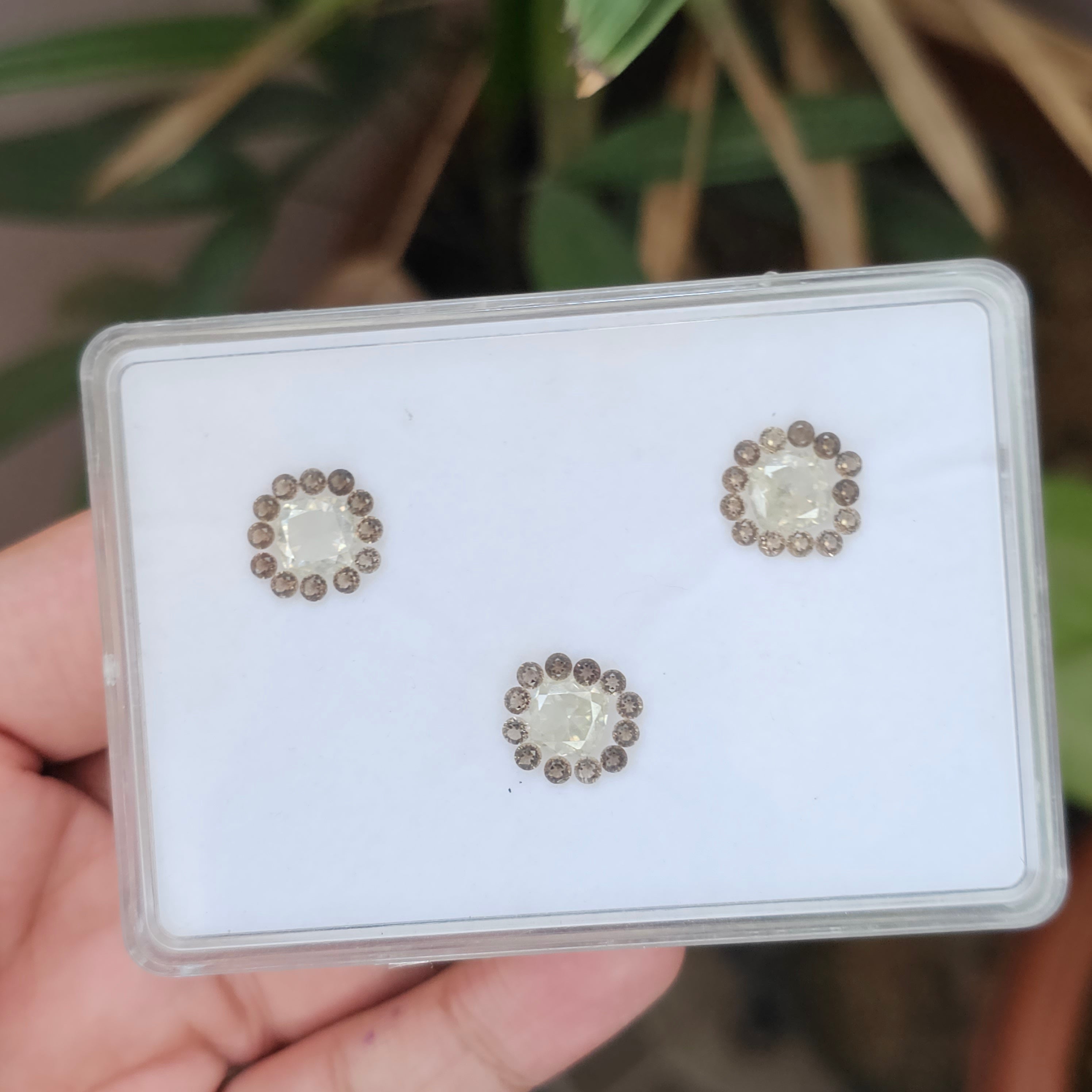 40 Pcs Moissanite And Smoky Quartz Set Round Shape | 4-9mm - The LabradoriteKing