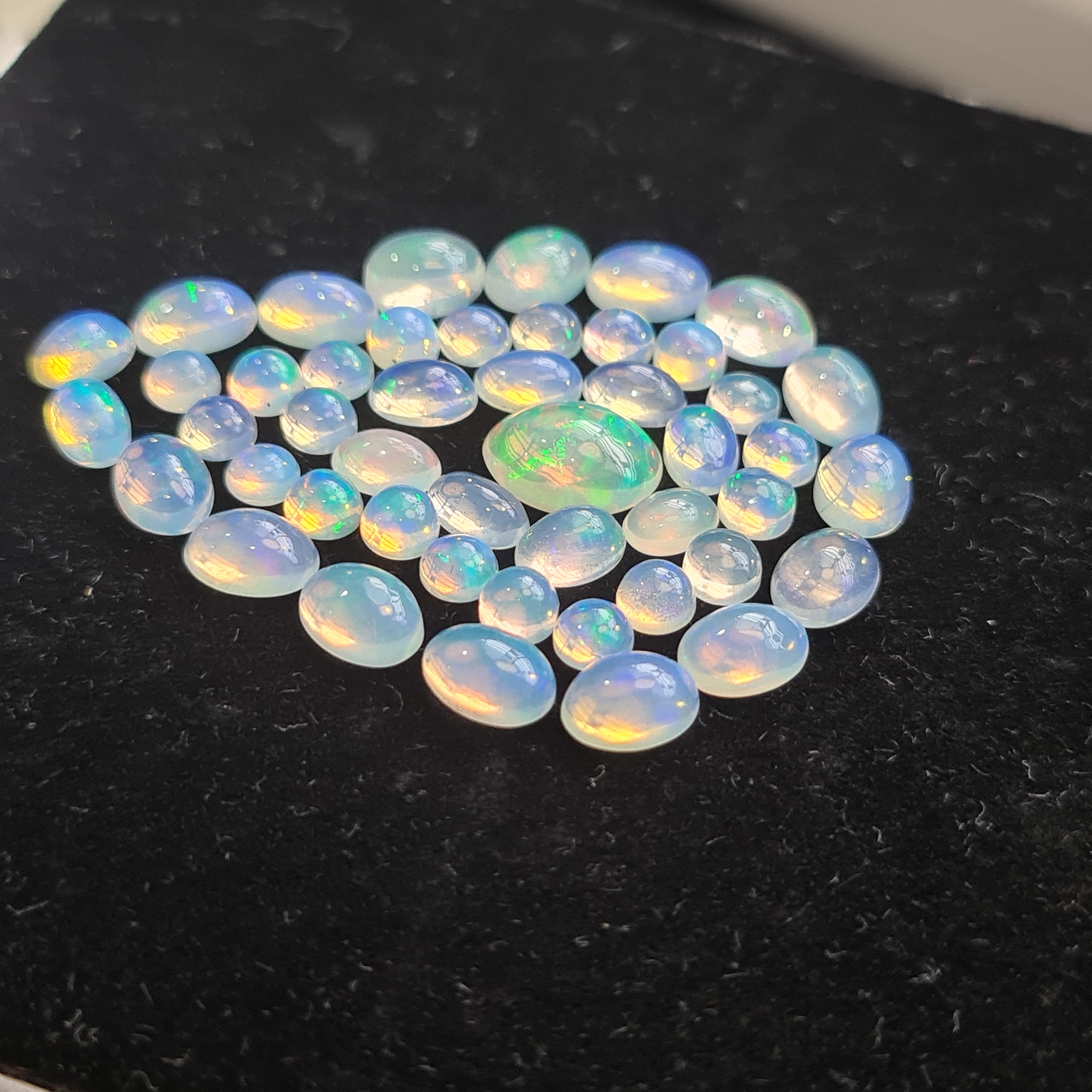 47 Pcs Natural Ethiopian Opal Cabochon Gemstone Mix Shape:4-10mm - The LabradoriteKing