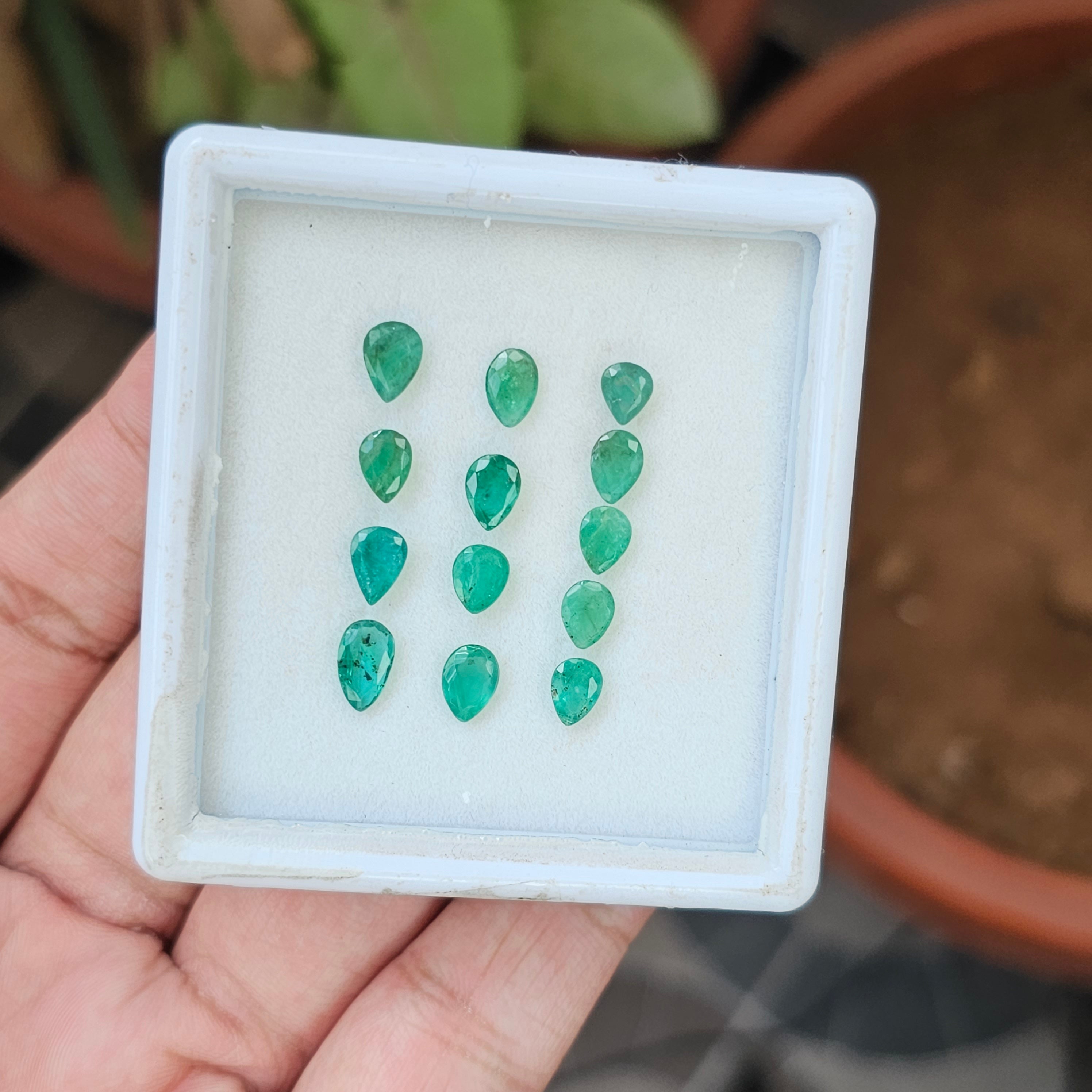 13 Pcs Natural Emerald Gemstone Pear Shape:5-8mm - The LabradoriteKing
