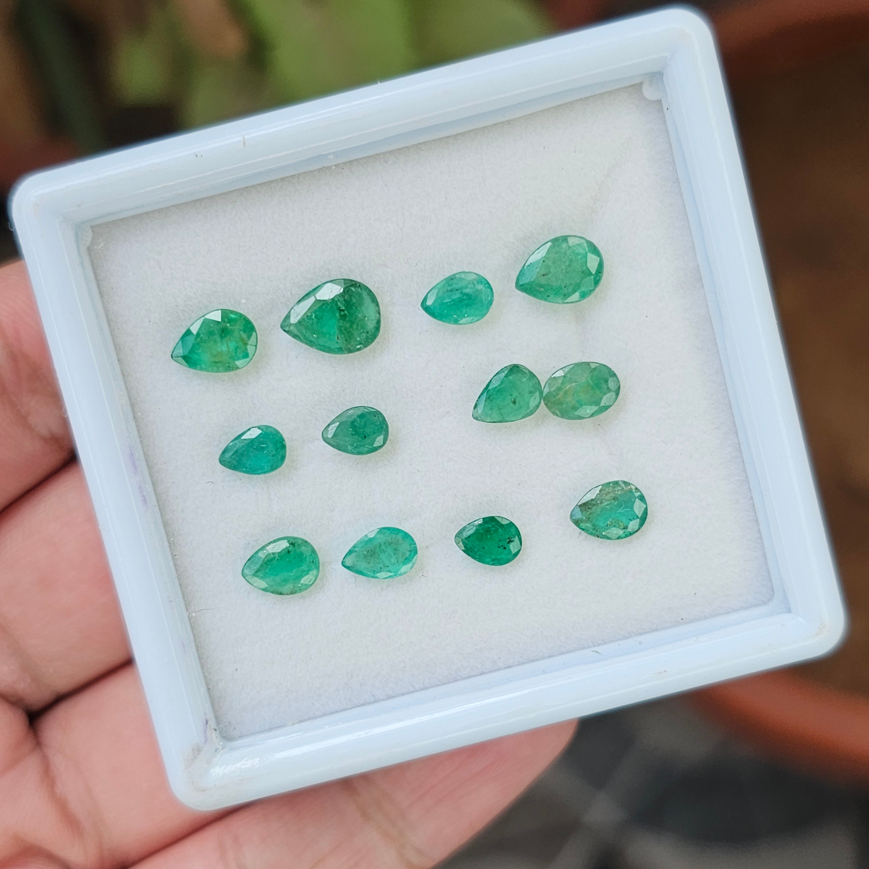 12 Pcs Natural Emerald Gemstone Pear Shape:6-9mm - The LabradoriteKing