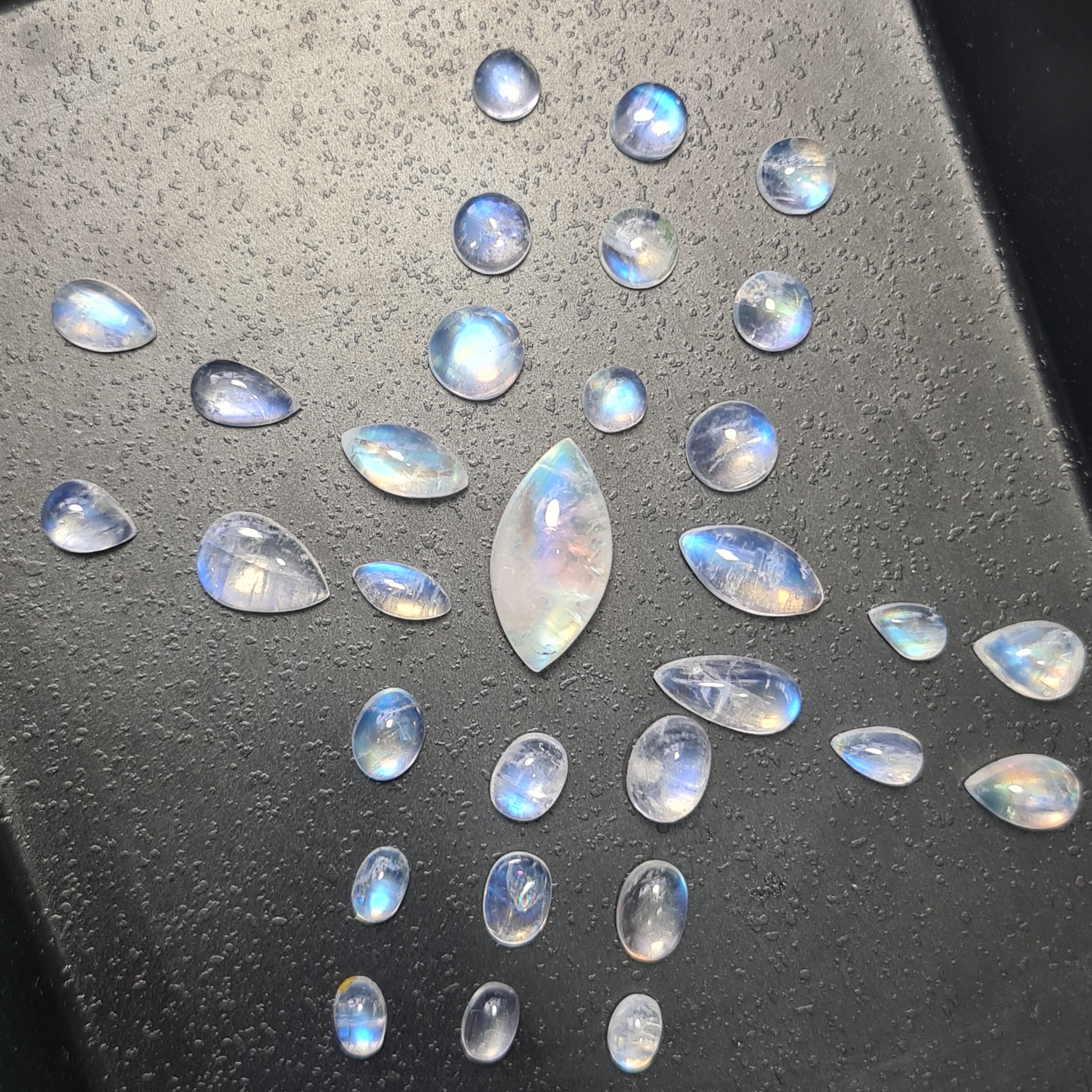 31 Pcs Natural Moonstone Cabochon Gemstone Mix Shape: 6-18mm - The LabradoriteKing