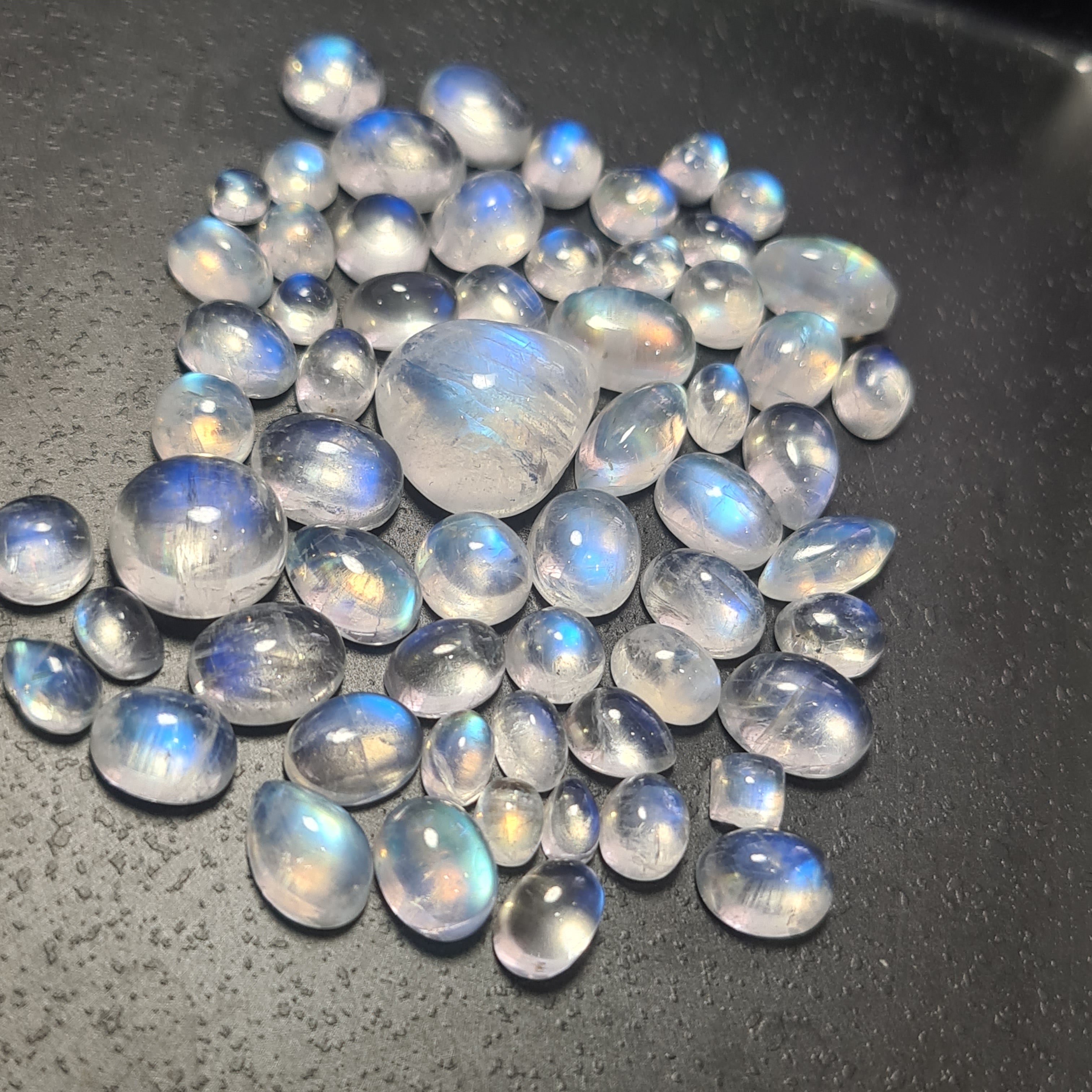 61 Pcs Natural Moonstone Cabochon Gemstone Mix Shape: 4-14mm - The LabradoriteKing