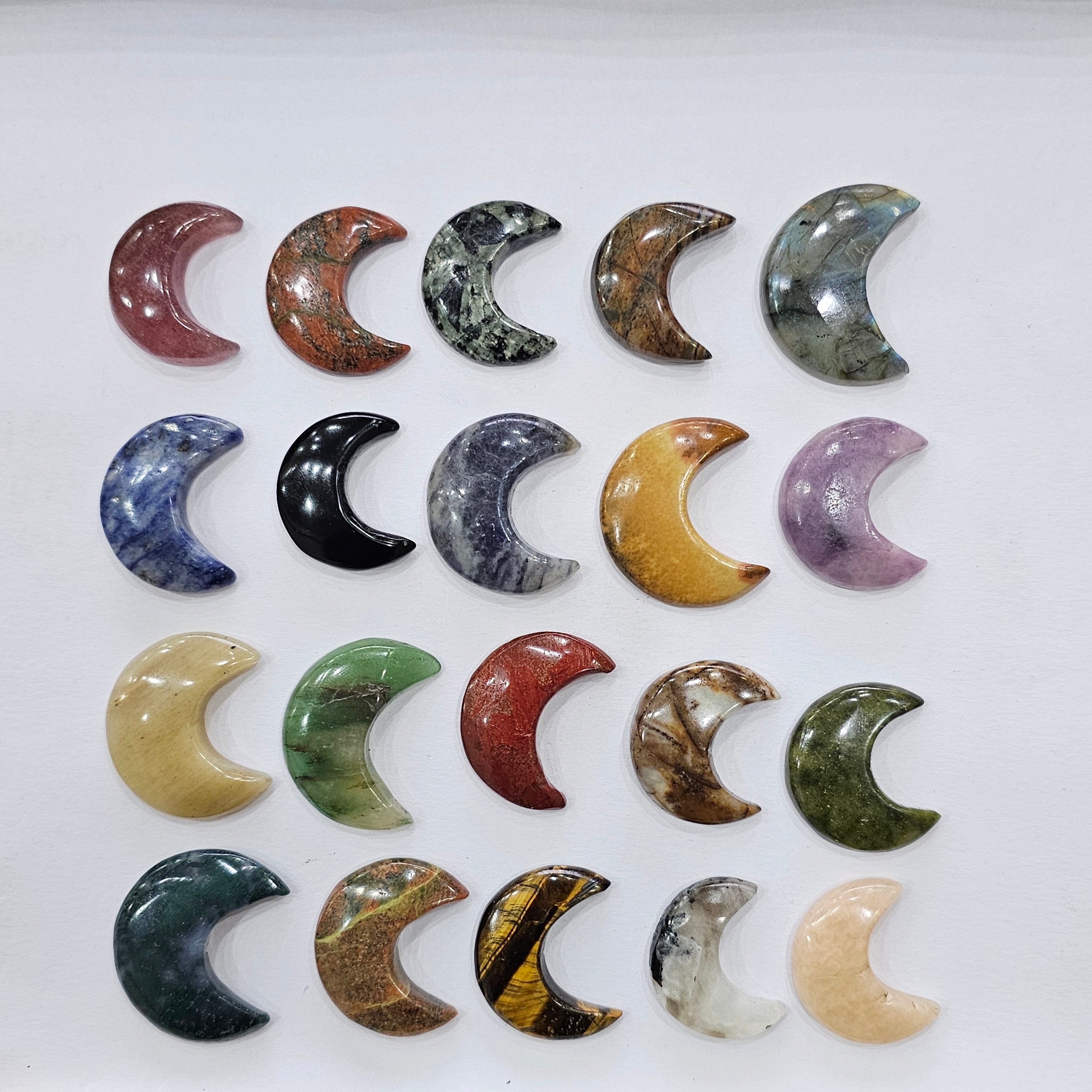 50 Pcs of Crescent Moons flat backs | Mix Varieties 25-35mm - The LabradoriteKing