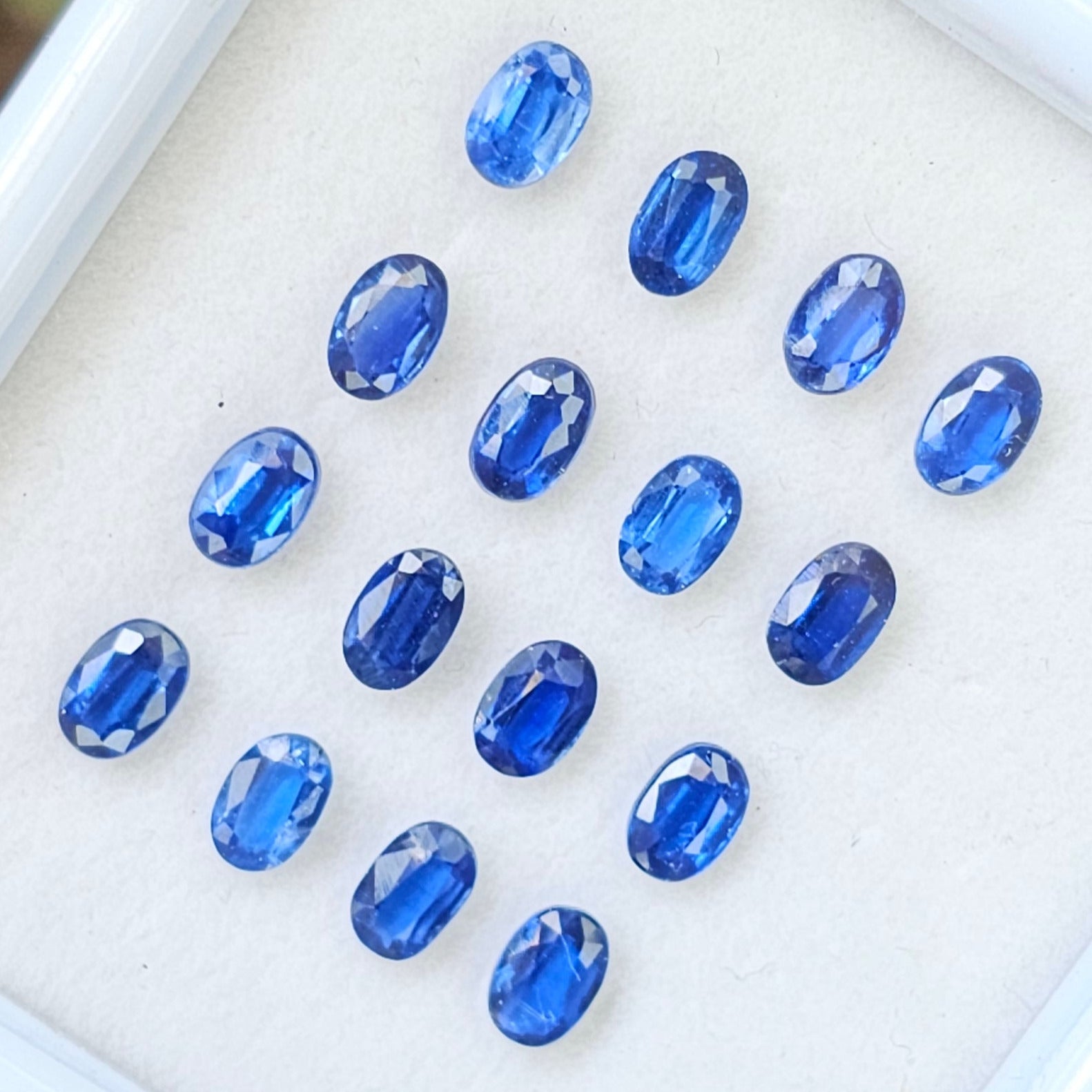 16 Pcs Natural Kyanite Gemstone Faceted Oval Shape: | Size: 4-6mm - The LabradoriteKing