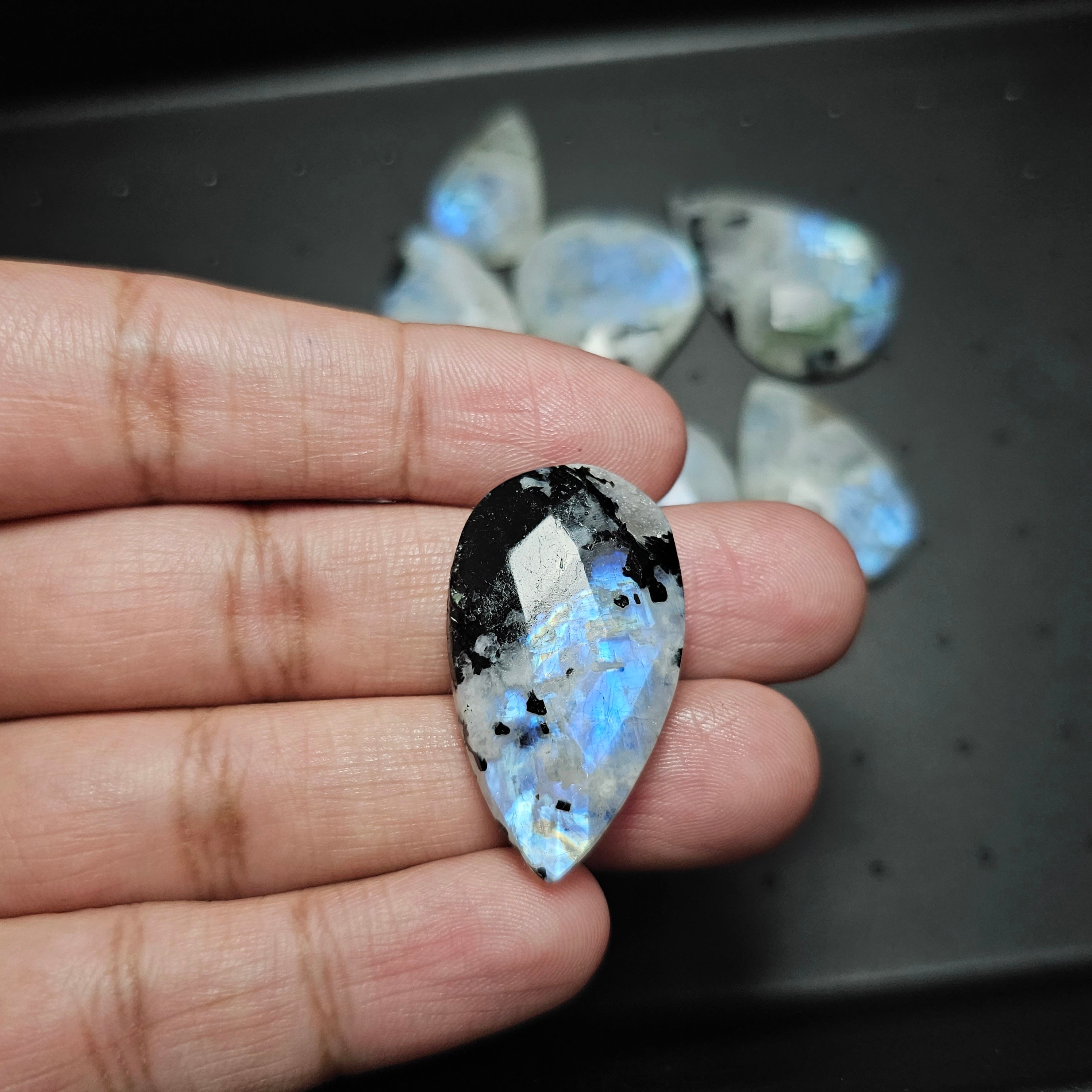 15 Pcs Rosecut Moonstone With Black Tourmaline | 25-40mm - The LabradoriteKing