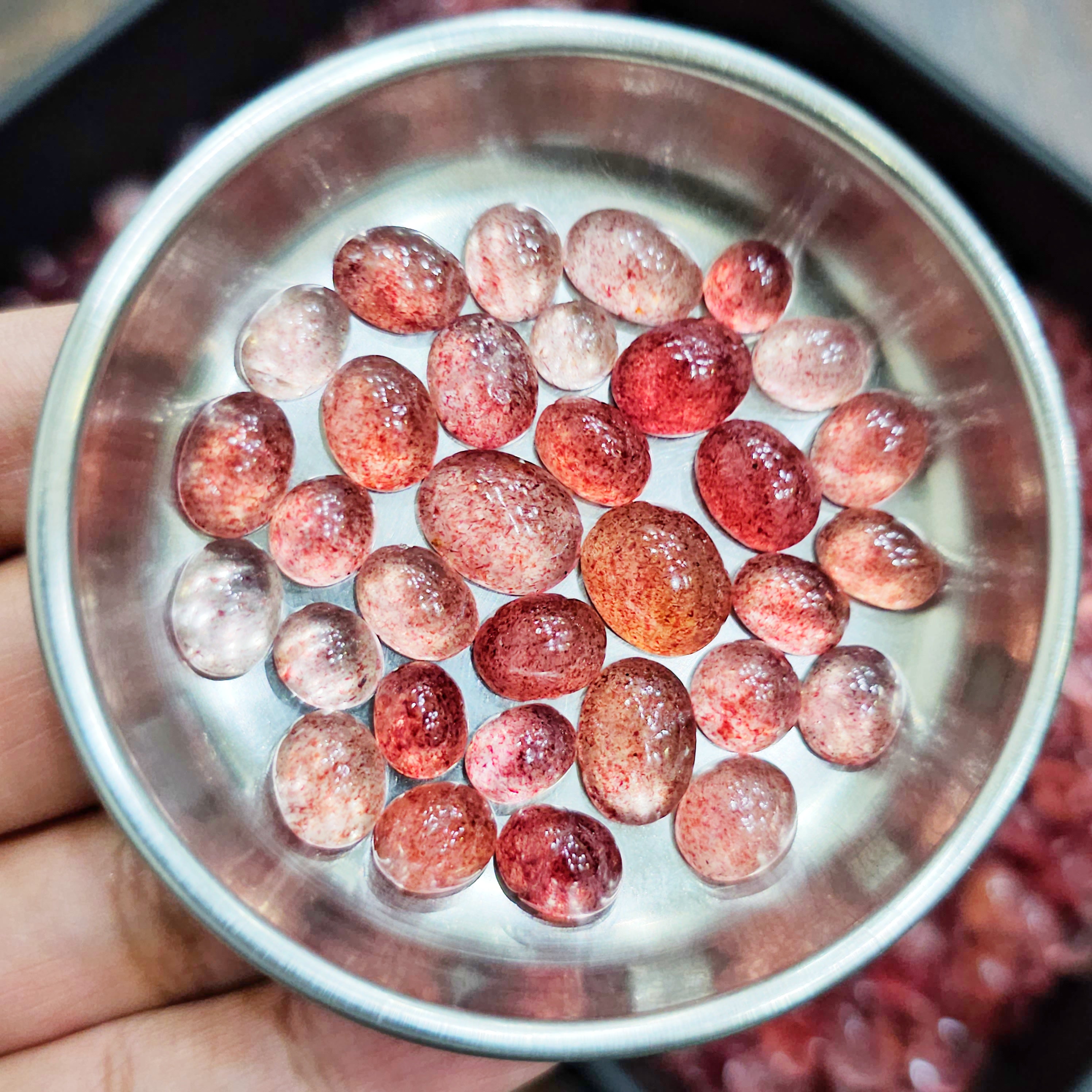 20 Pcs of Strawberry Quartz Cabochons | 8-12mm sizes - The LabradoriteKing