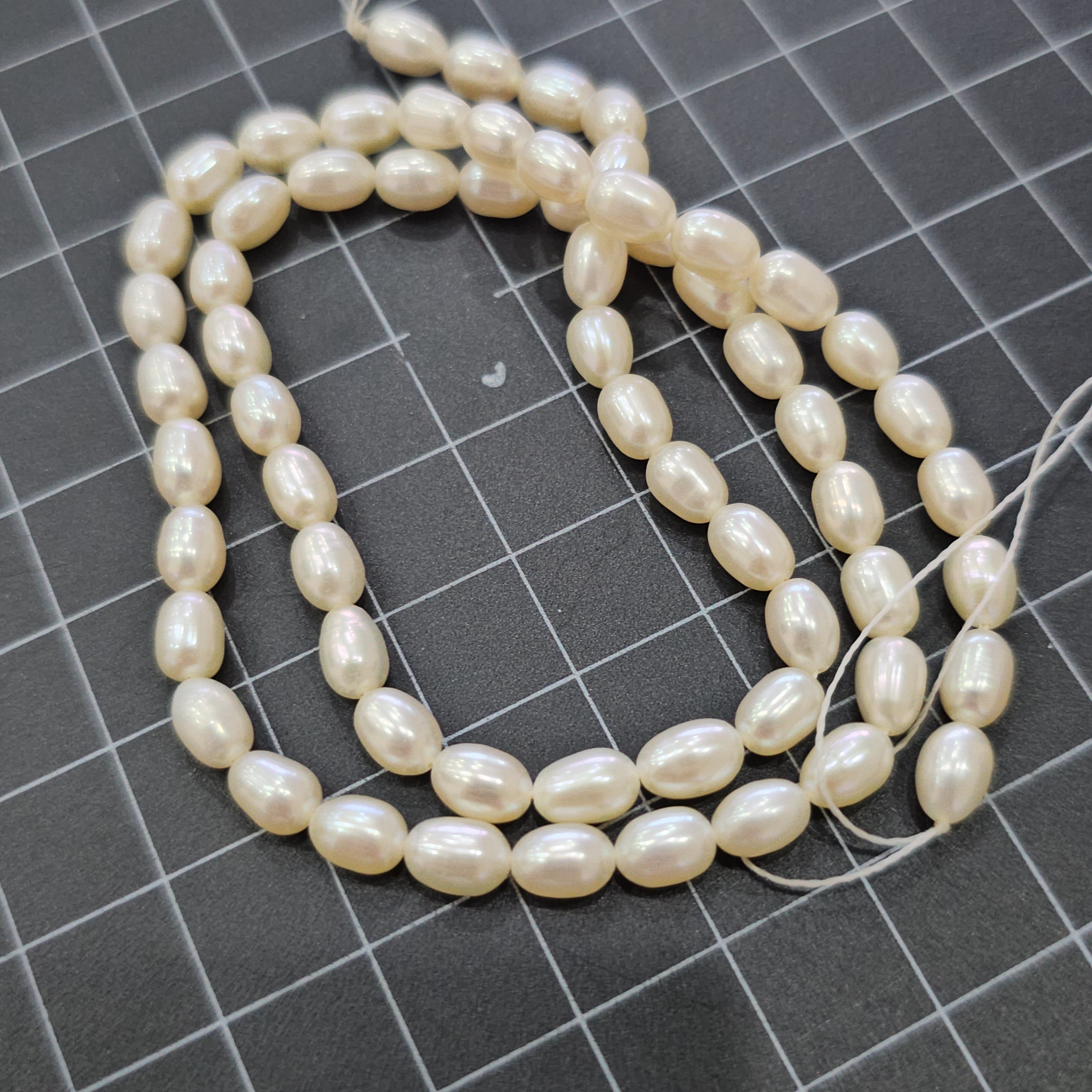 16 Inches Of Natural Pearl Oval Shape Gemstone Beads Size 7x5mm - The LabradoriteKing