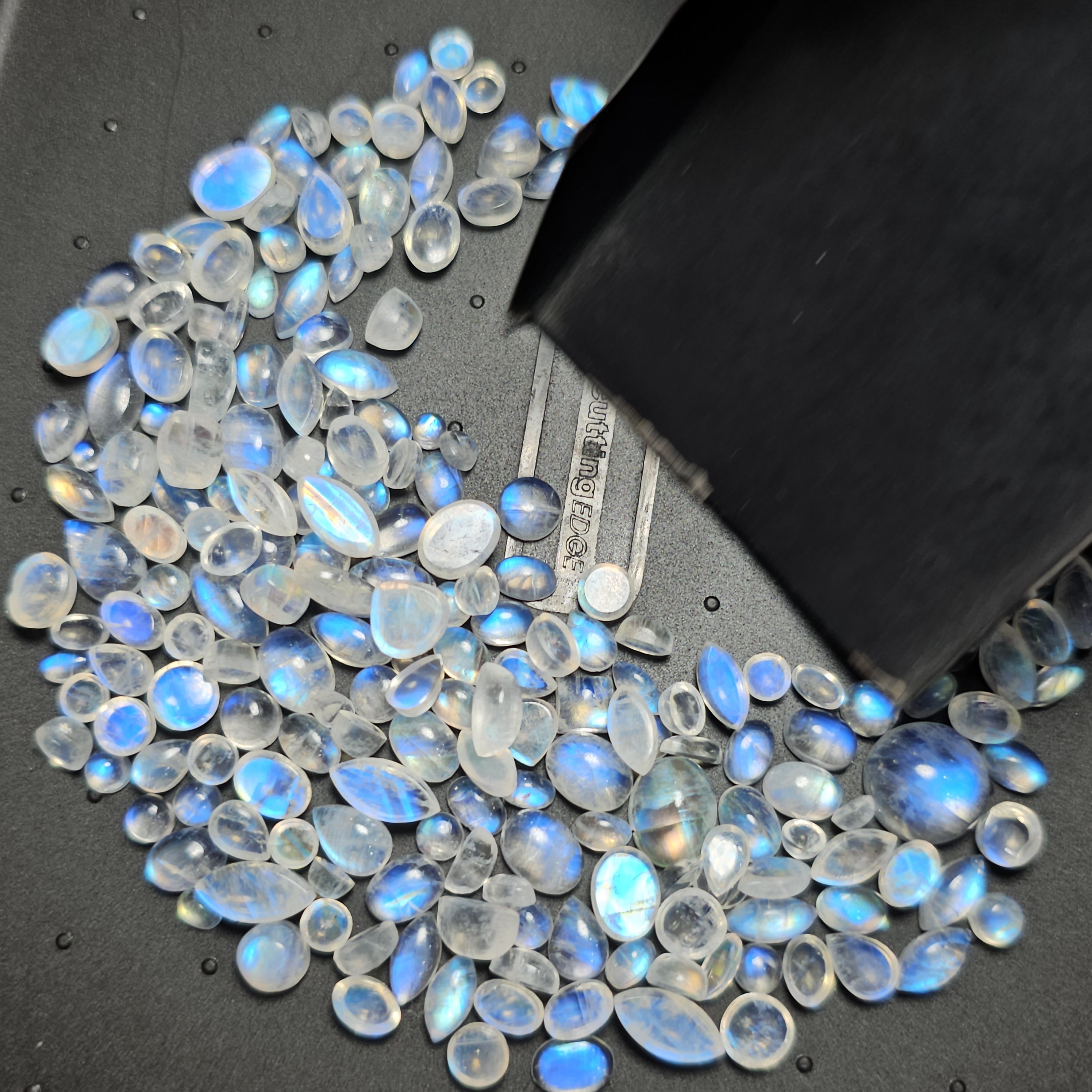 50 Pcs of Good Quality Rainbow Moonstone Cabochons | 3-10mm - The LabradoriteKing