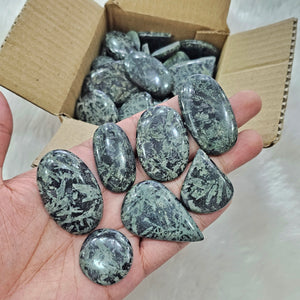 500 Grams of Chinese writing stone /Polar Jade | 1 to 3 Inches | 40-50 Pcs - The LabradoriteKing