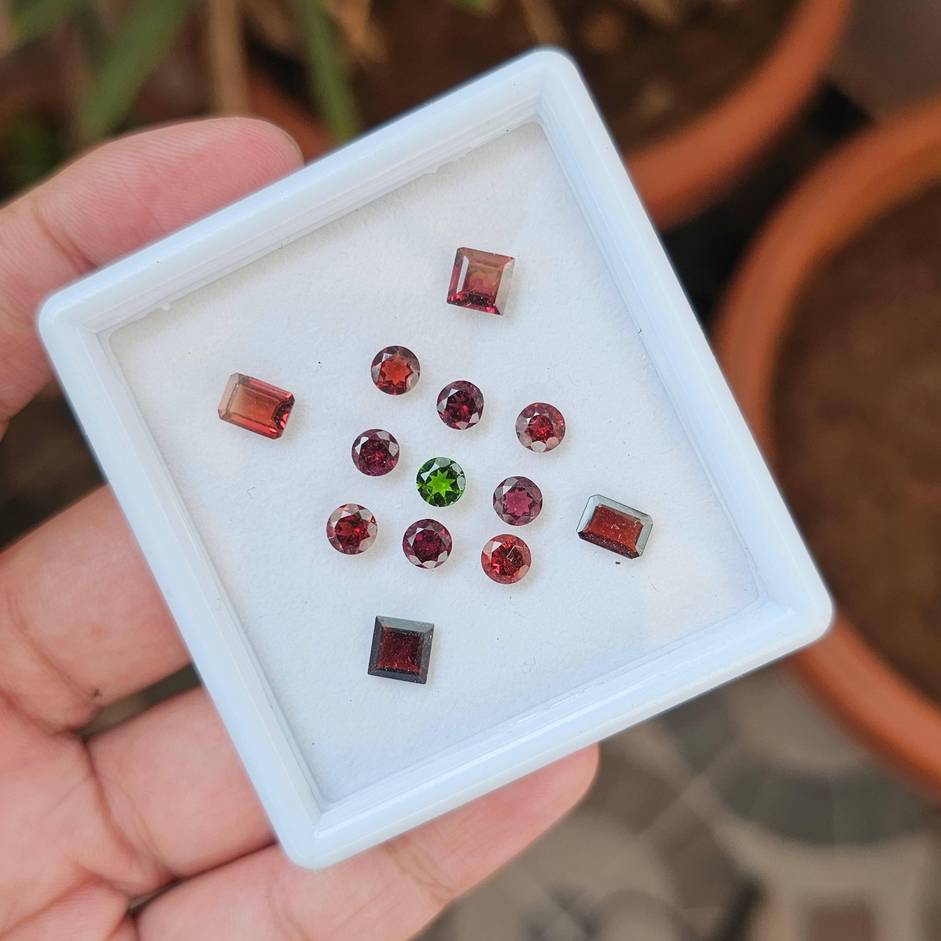 13 Natural  Garnet : Mix Shape | Size:5-7mm - The LabradoriteKing