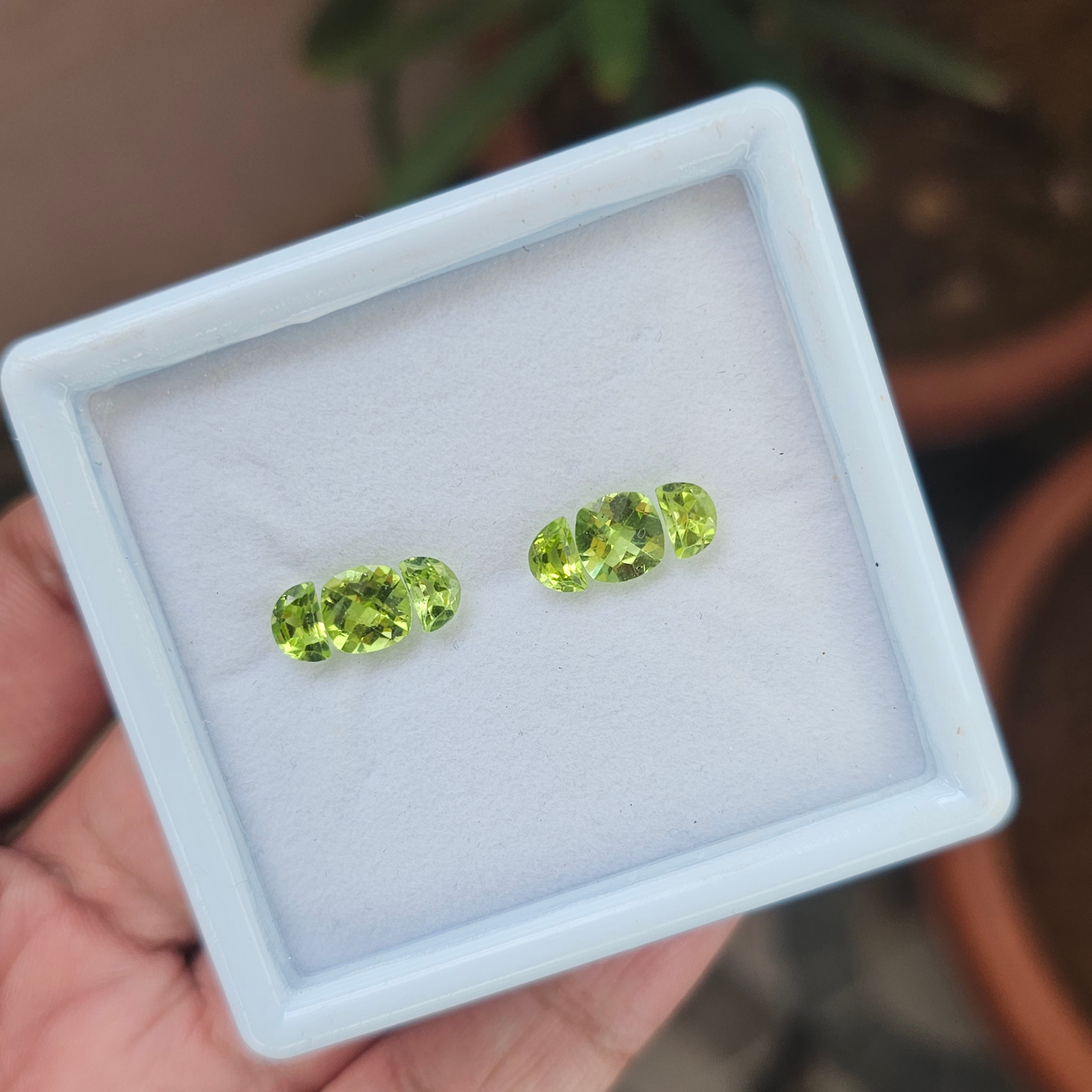 6 Natural Peridot  :Cushion & Haff moon Shape | Size:6x6.70mm - The LabradoriteKing