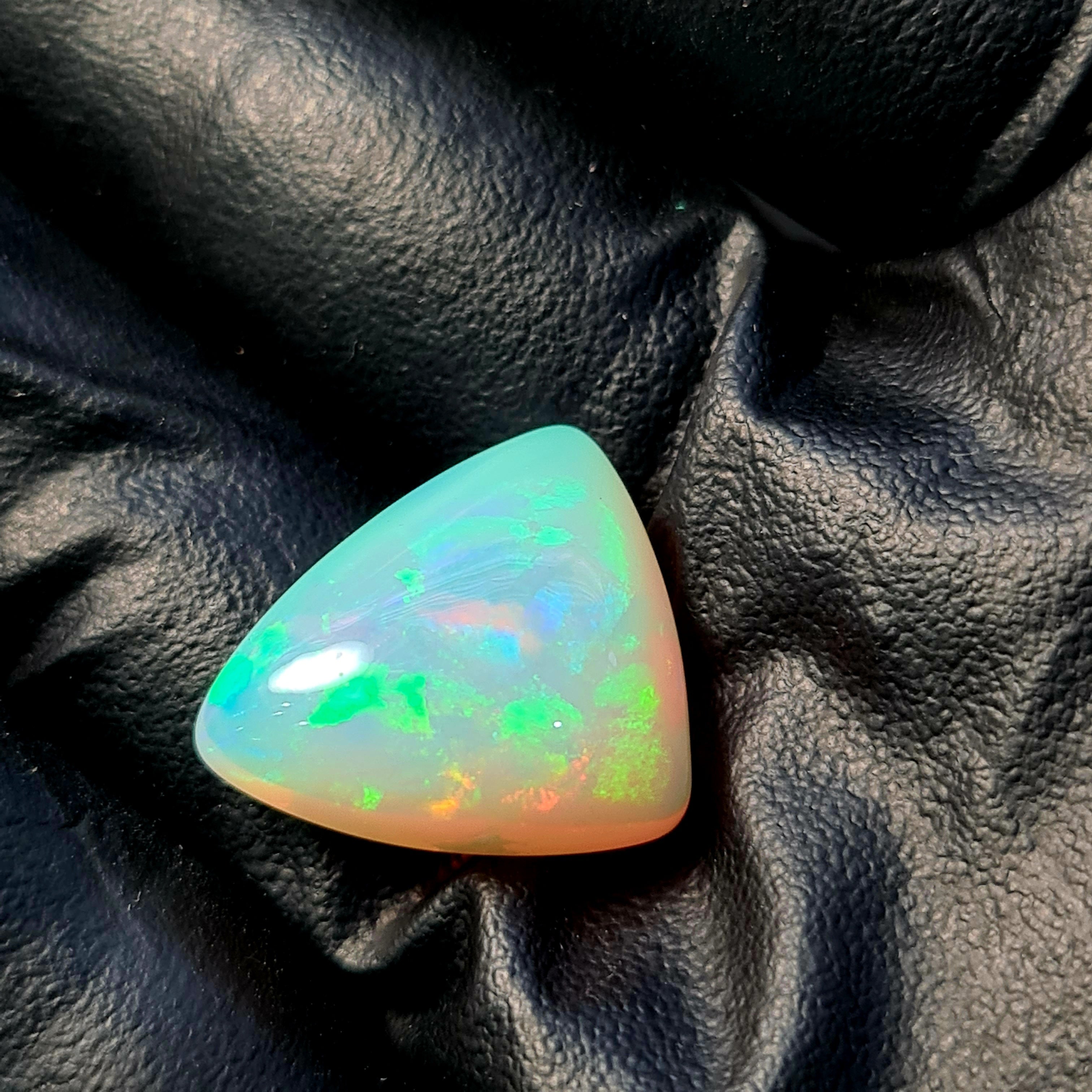 Wholesale Lot: 1 Pcs Natural Opal Cabochon 18x16mm | 9.5Cts | Ethiopian Mined Untreated - The LabradoriteKing