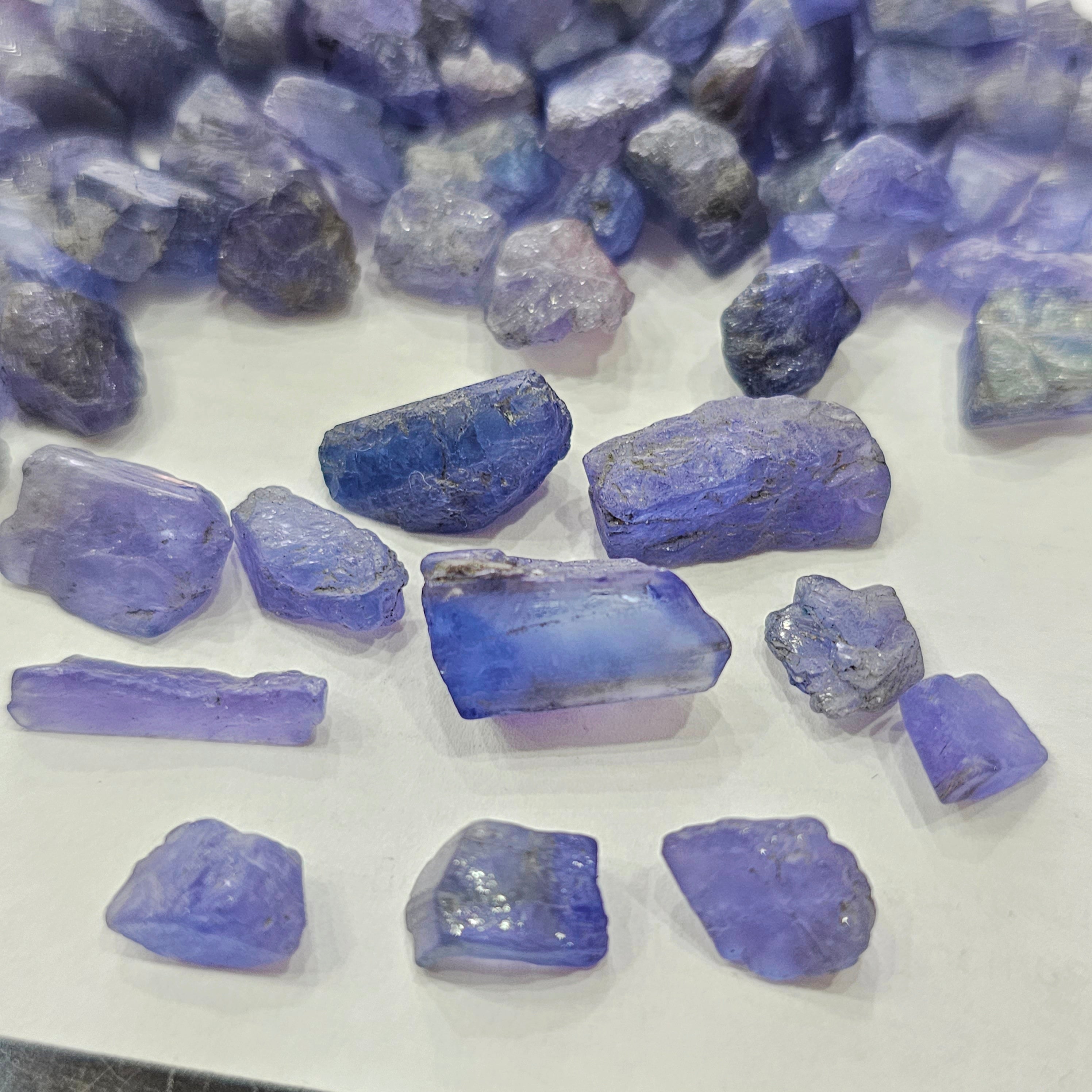 30 Pcs Tanzanite Rough Raw |  Good Colour 8-20mm Tanzania Mined - The LabradoriteKing