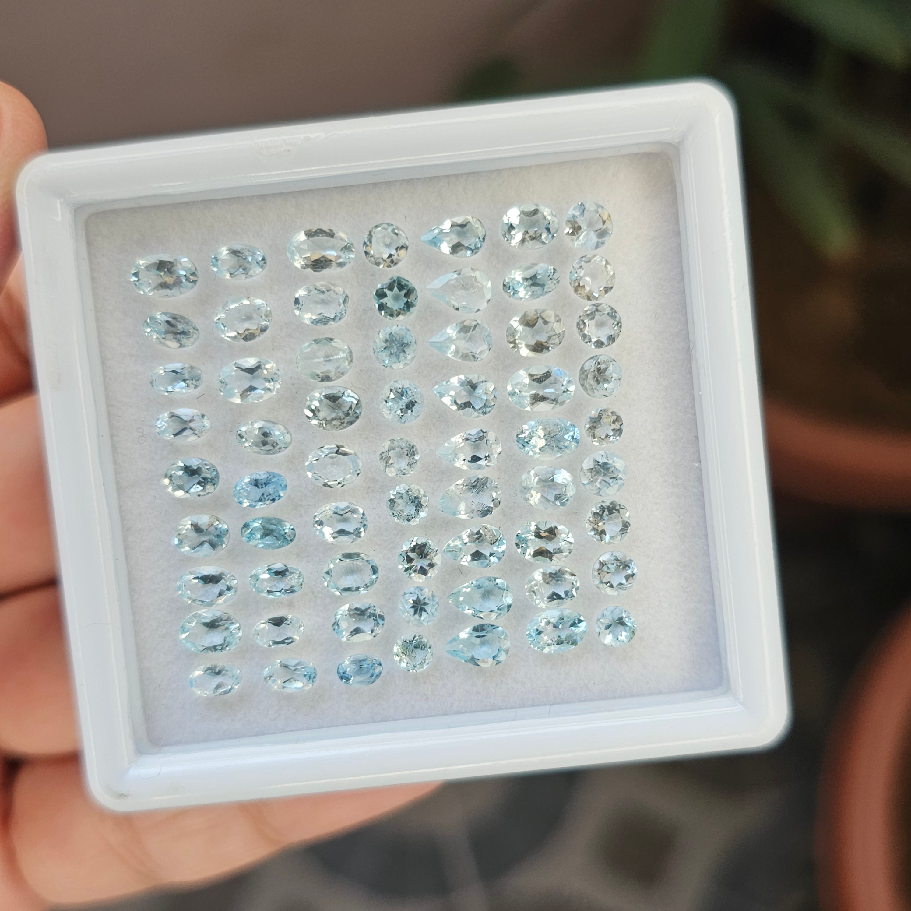 63 Pieces Natural Blue Topaz Faceted: Shape:Mix | Size:4-6mm - The LabradoriteKing