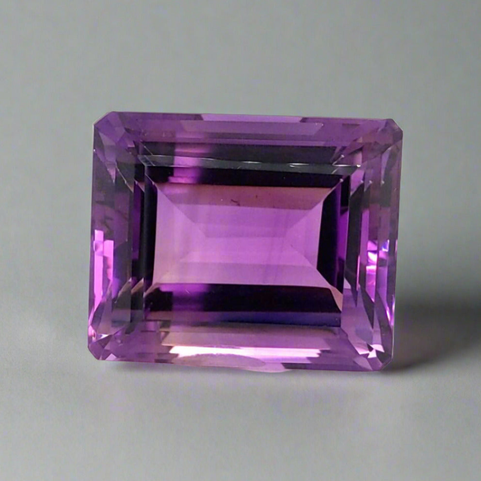 Natural Deep Color Amethyst Faceted | Rectangle | Size: 27x25mm - The LabradoriteKing