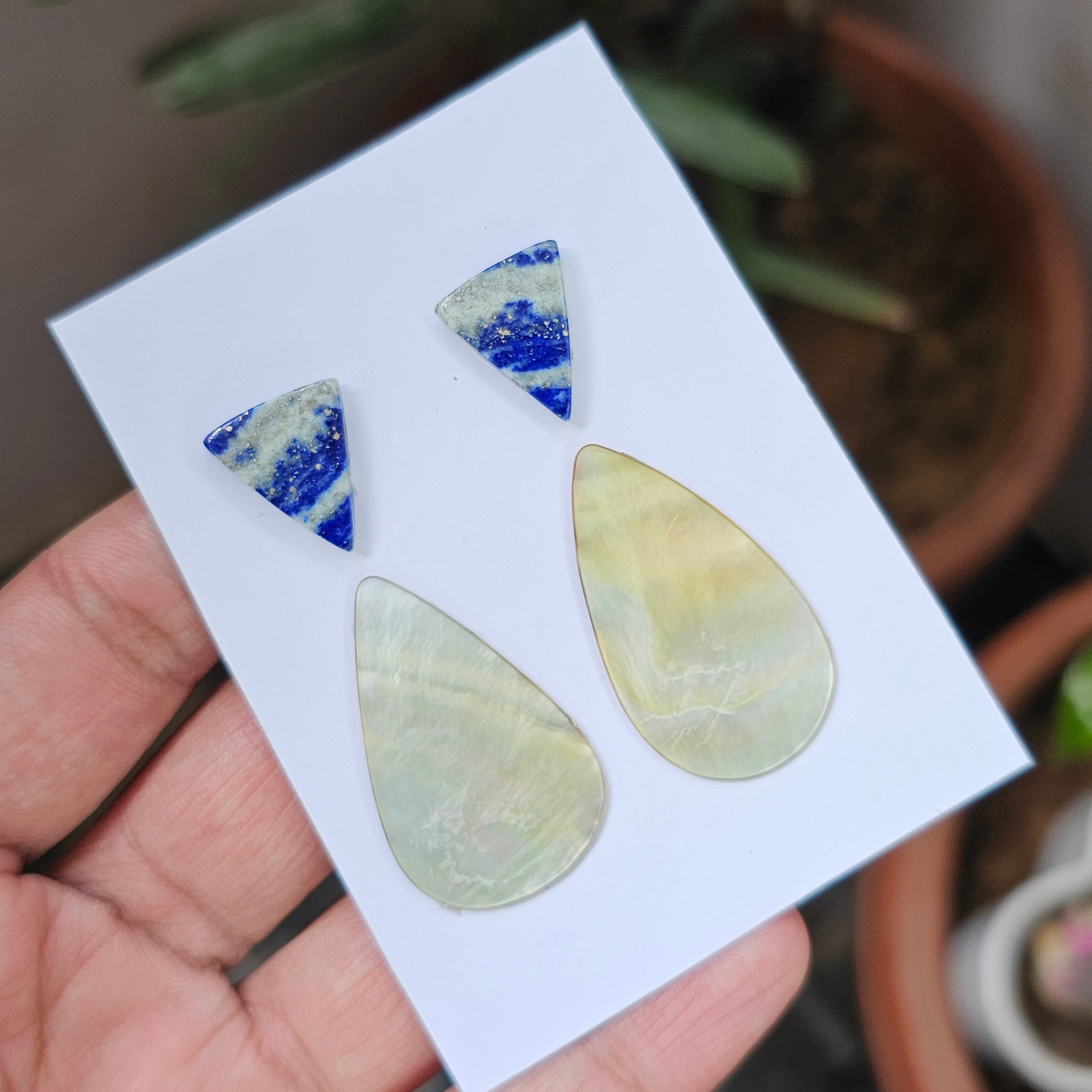 1 Card Of Natural Mother Of Pearl & Sodalite| Triangle & Pear Shape | Size:17-38mm - The LabradoriteKing