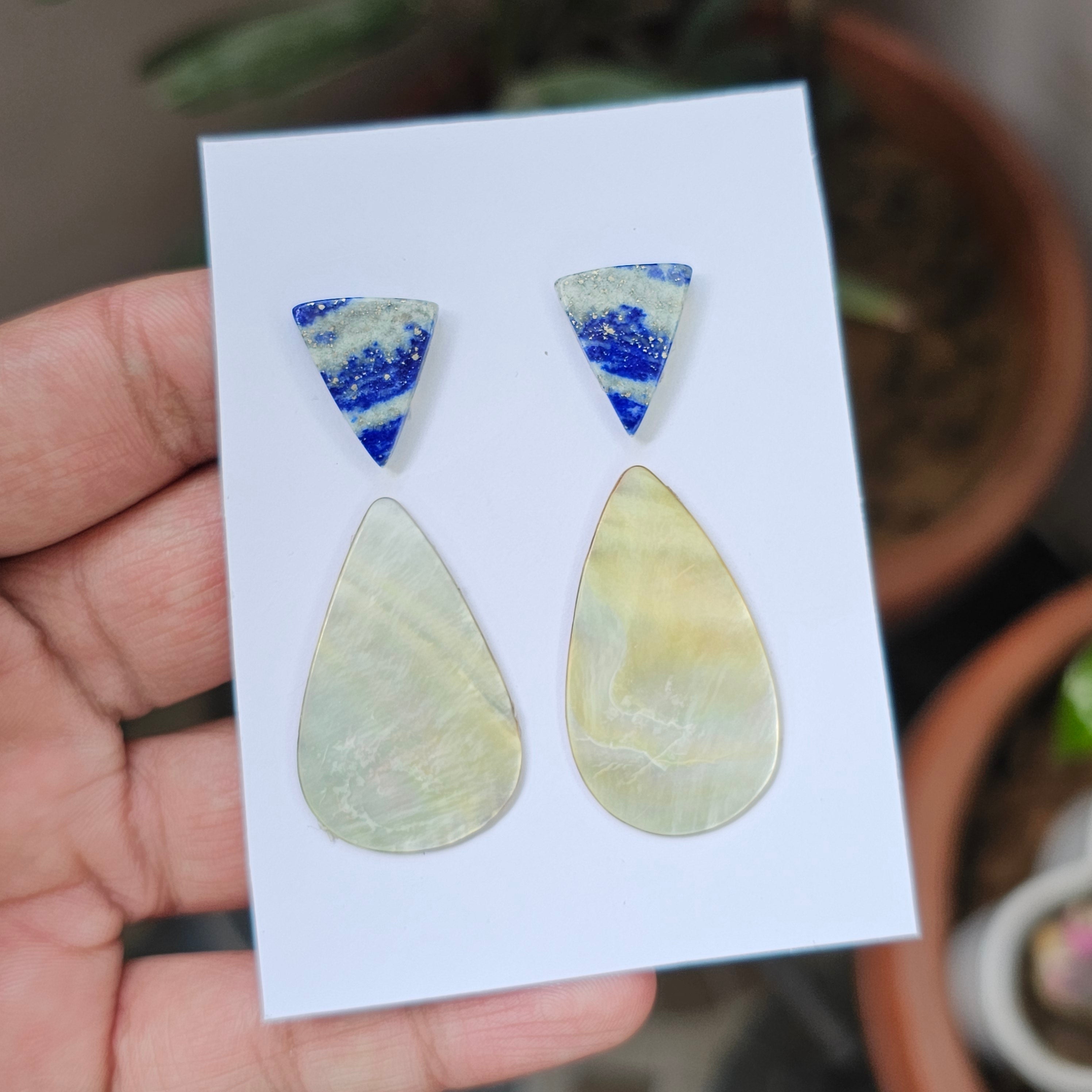 1 Card Of Natural Mother Of Pearl & Sodalite| Triangle & Pear Shape | Size:17-38mm - The LabradoriteKing