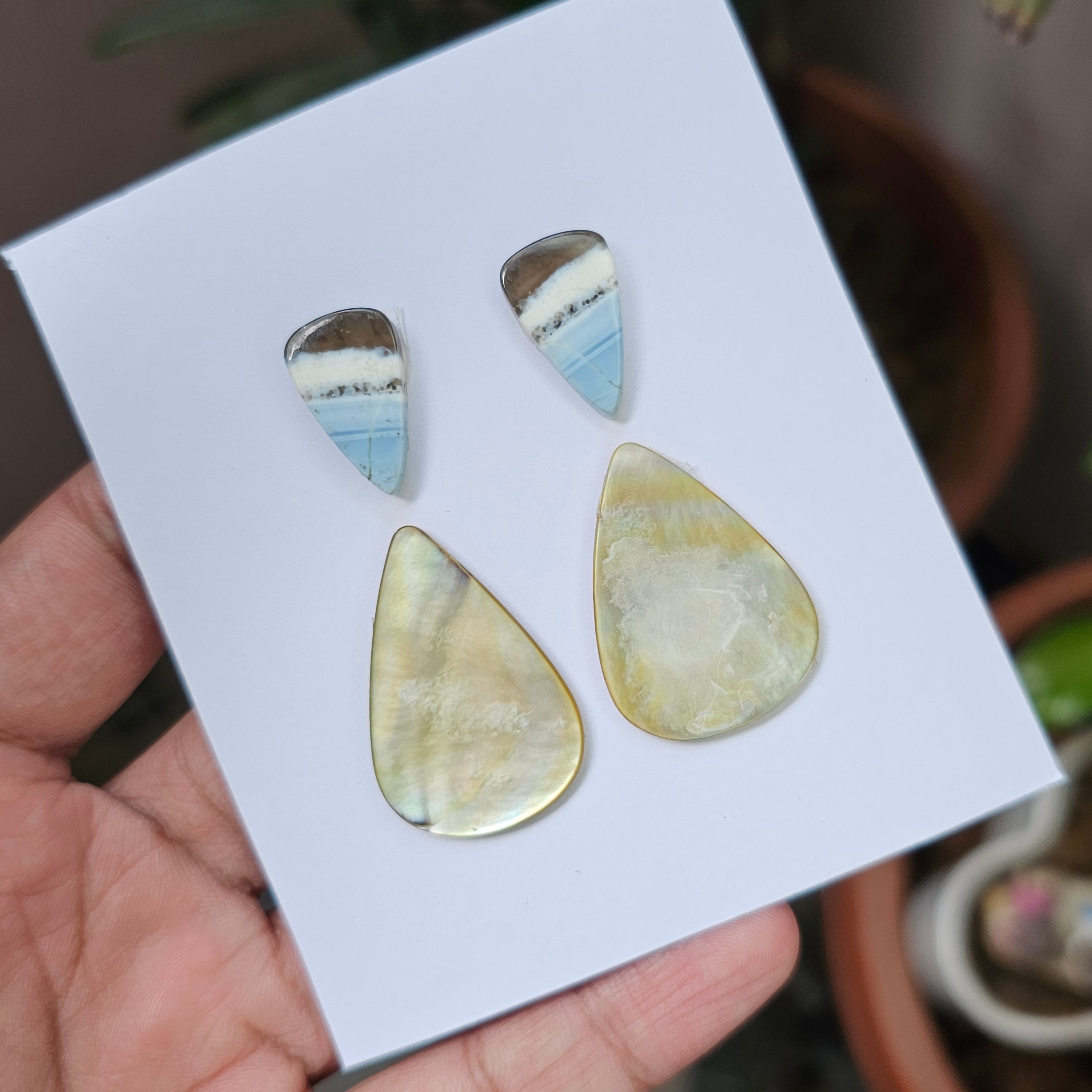 1 Card Of Natural Mother Of Pearl & Blue Opal| Pear Shape | Size:21-34mm - The LabradoriteKing