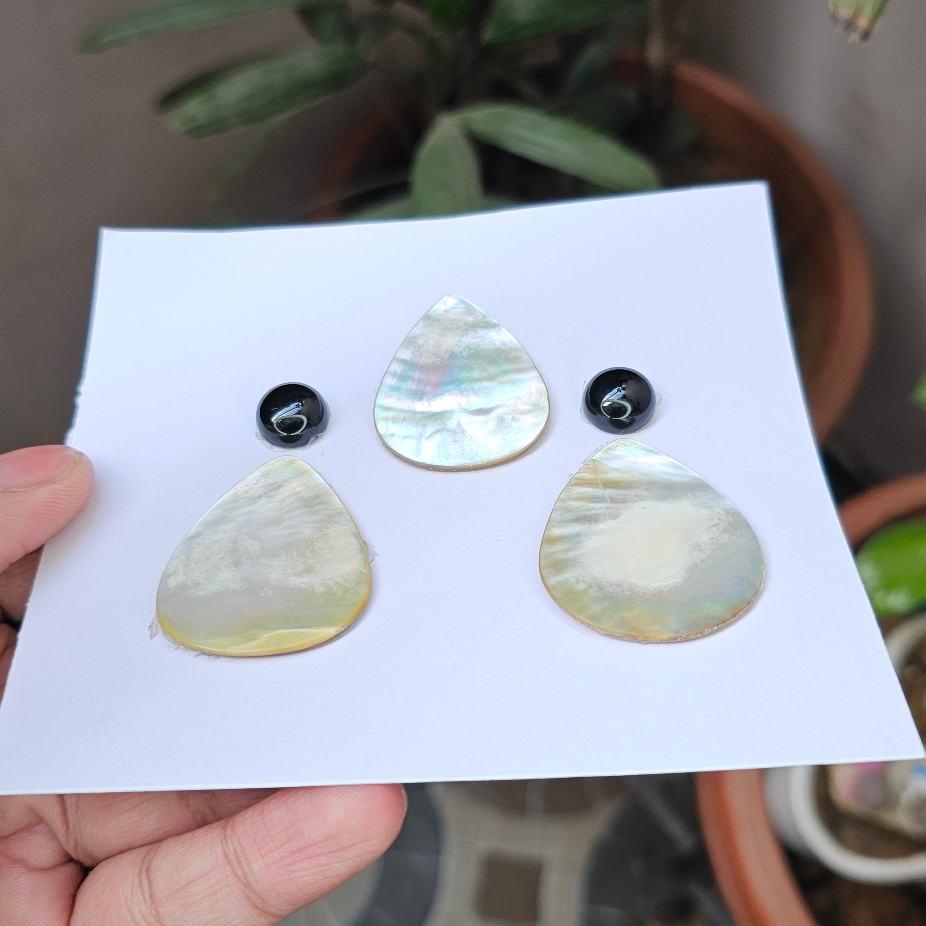 1 Card Of Natural Mother Of Pearl & Black Onyx Earring Set | Pear & Round Shape | Size:12-39mm - The LabradoriteKing