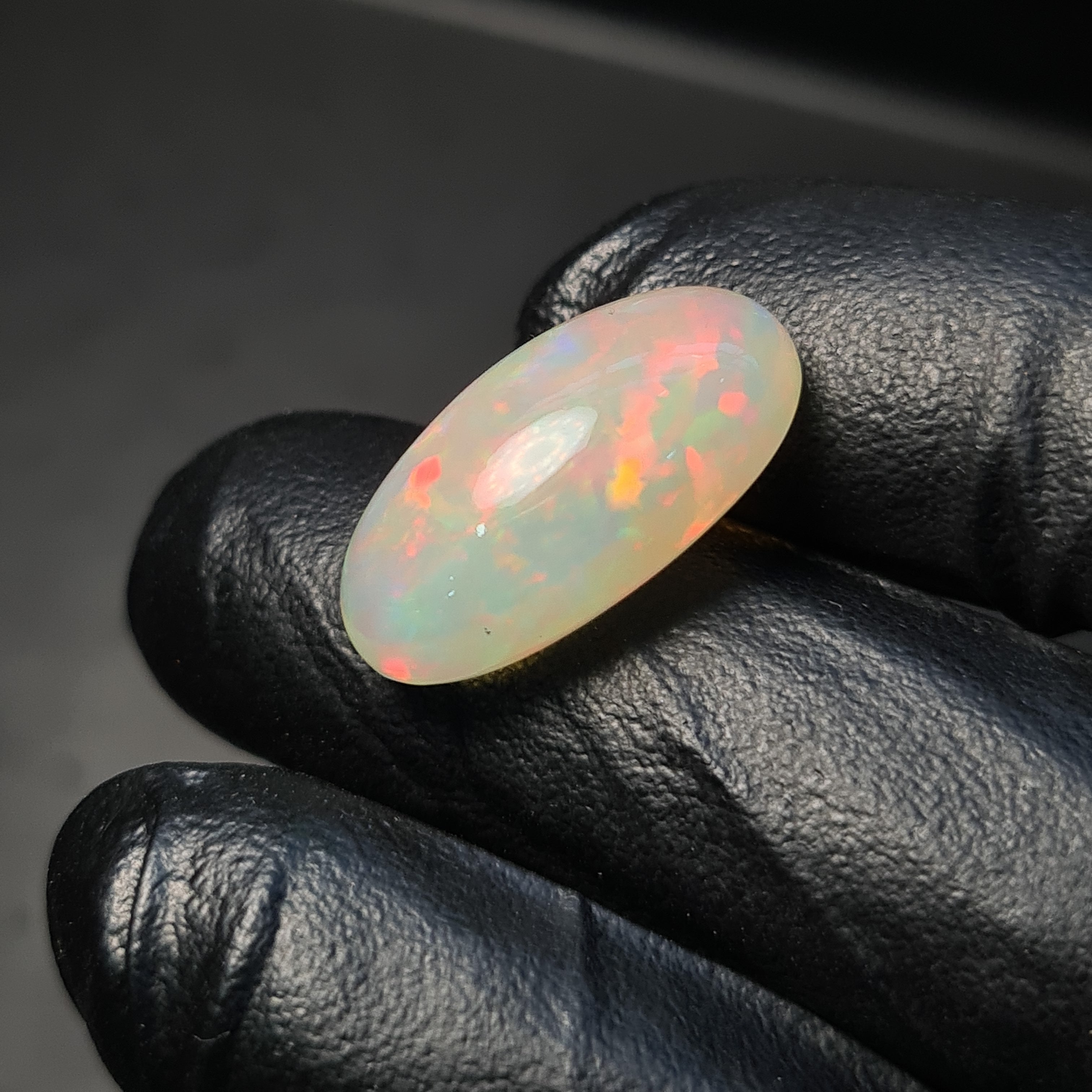 1  Pcs Of Natural Ethopian Opal  | Oval Shape | Size: 12x21mm - The LabradoriteKing