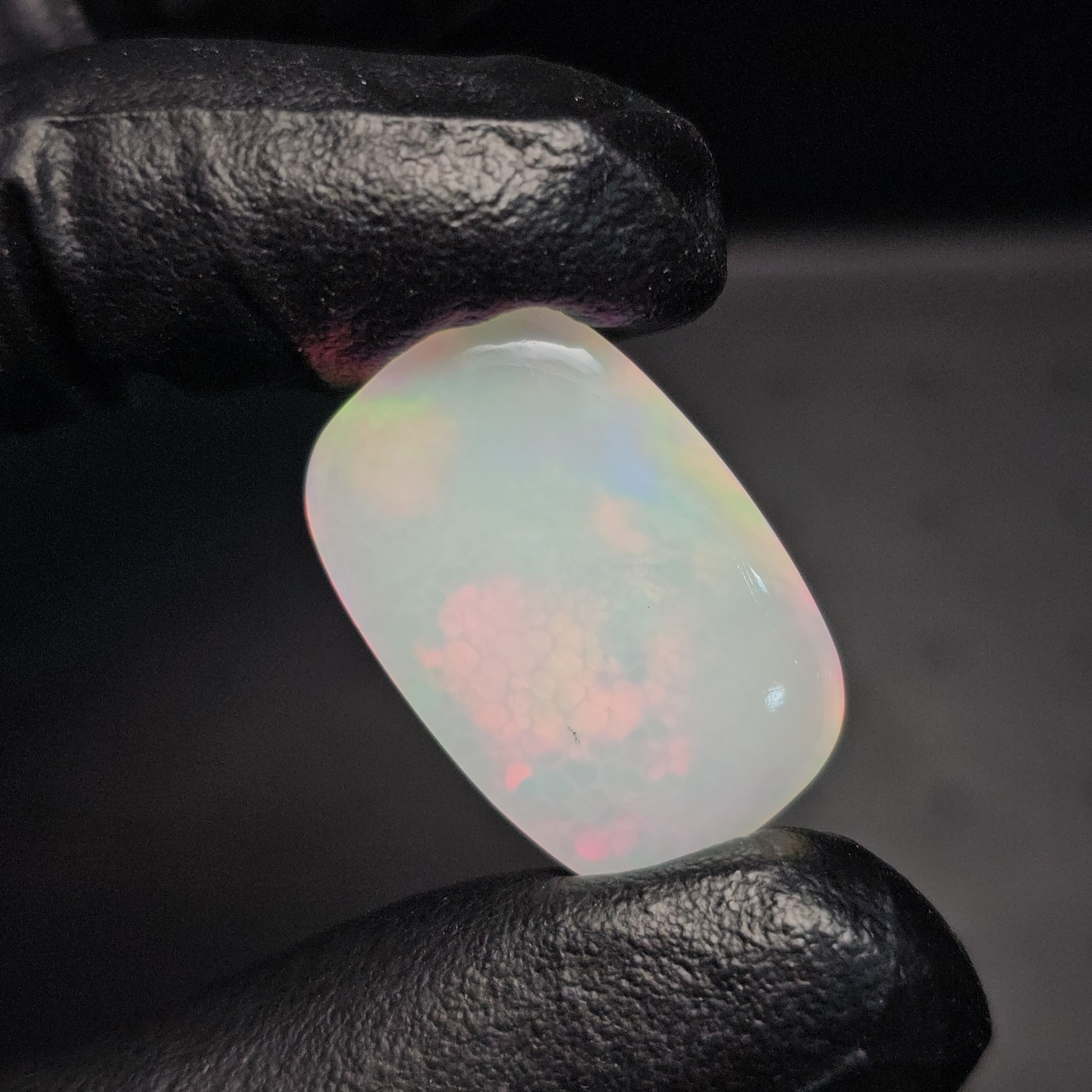 1 Pcs Of Natural Ethopian Opal Oval Shape  |WT: 15 Cts|Size: 25x16mm - The LabradoriteKing